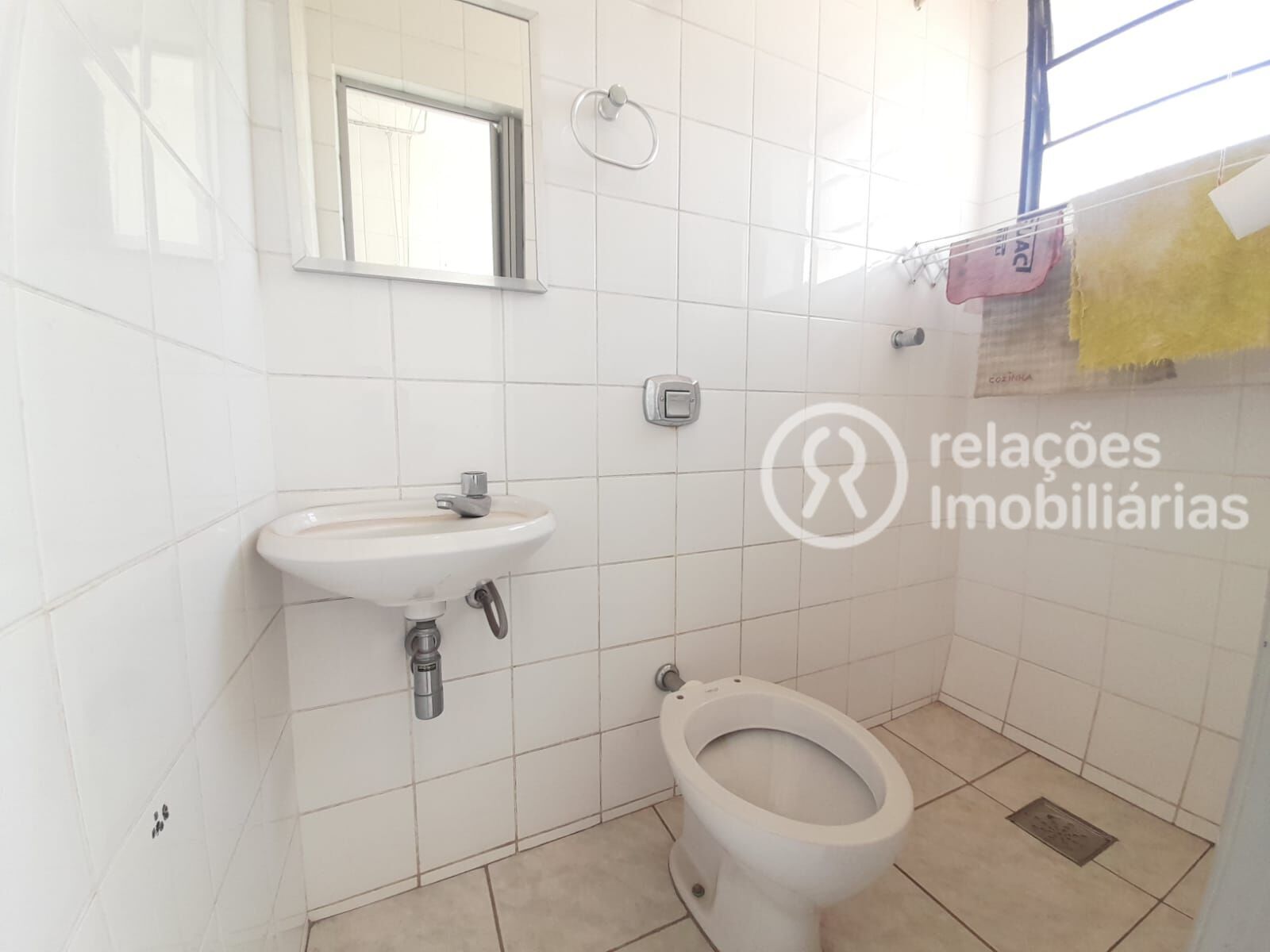 Apartamento para alugar com 3 quartos, 150m² - Foto 35