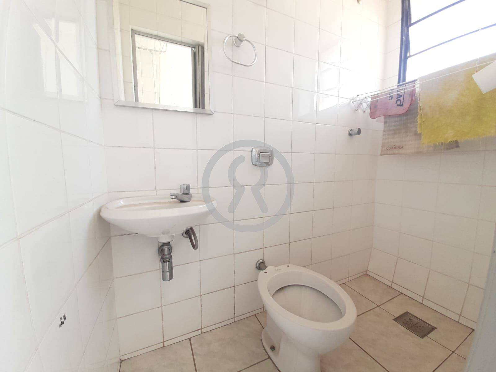 Apartamento para alugar com 3 quartos, 150m² - Foto 35