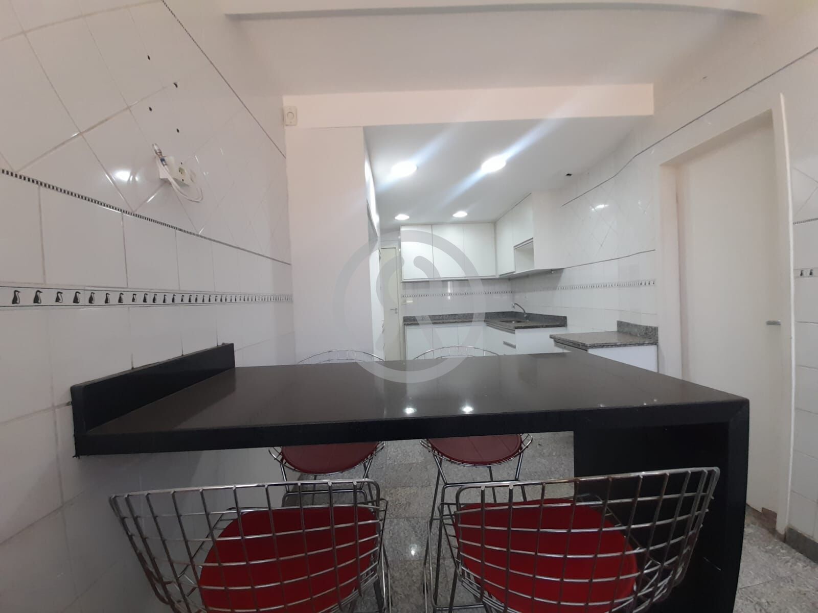 Apartamento para alugar com 3 quartos, 150m² - Foto 15