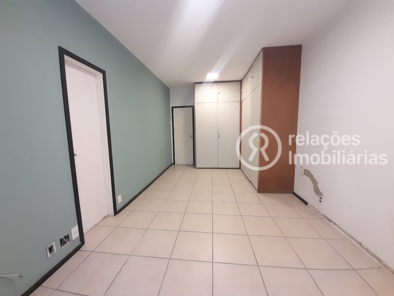 Apartamento para alugar com 3 quartos, 150m² - Foto 22