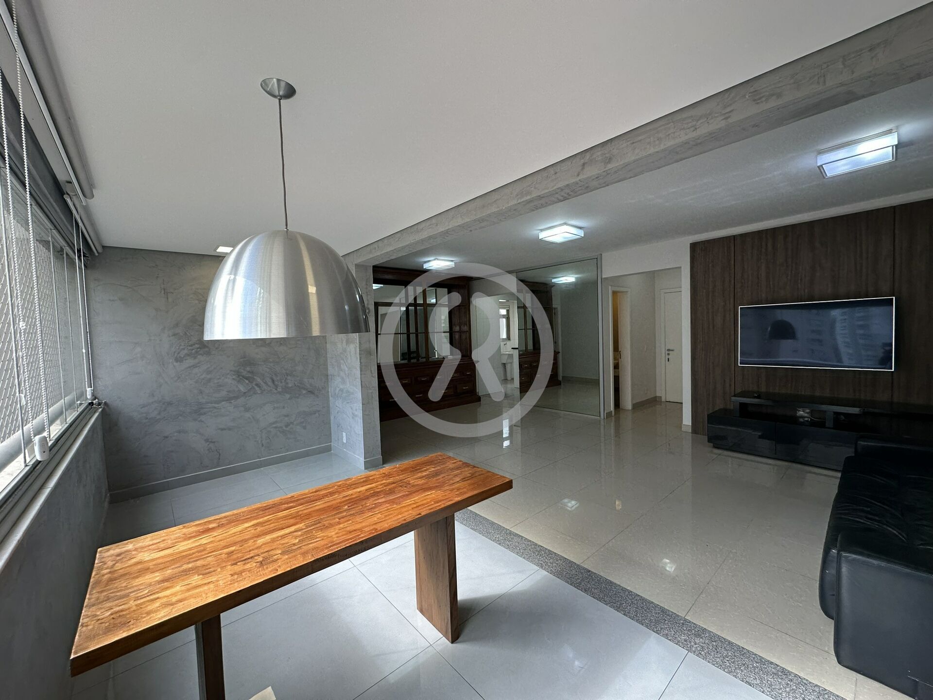 Apartamento para alugar com 3 quartos, 126m² - Foto 11