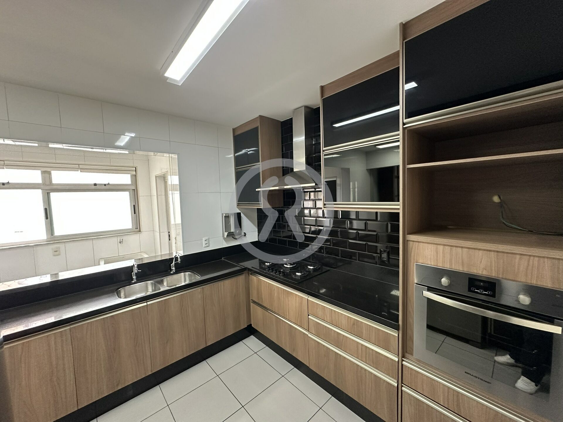 Apartamento para alugar com 3 quartos, 126m² - Foto 18