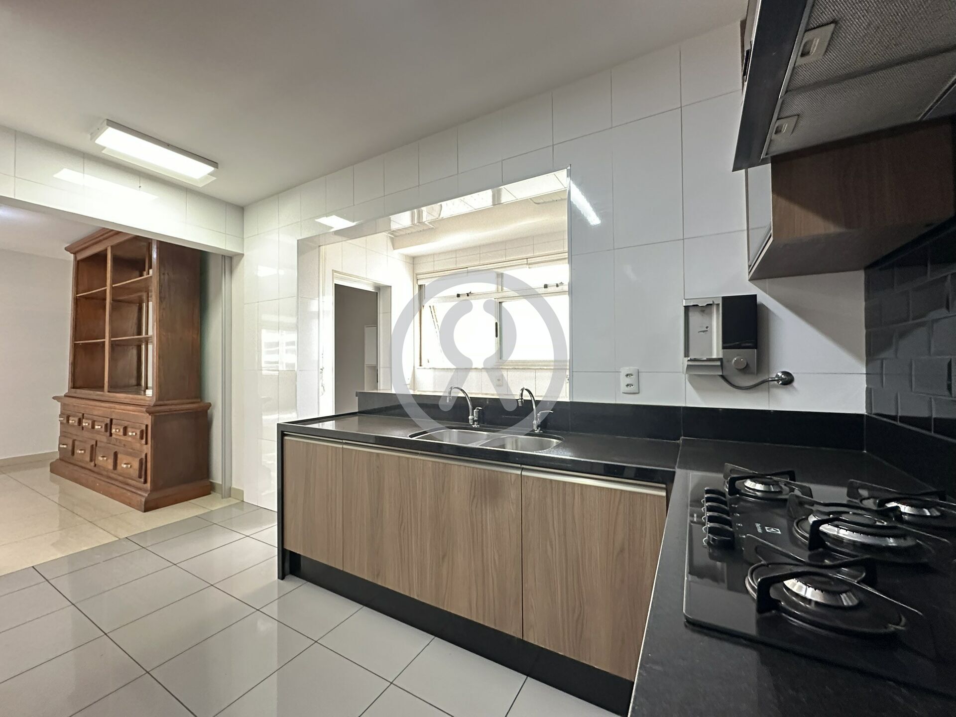 Apartamento para alugar com 3 quartos, 126m² - Foto 19