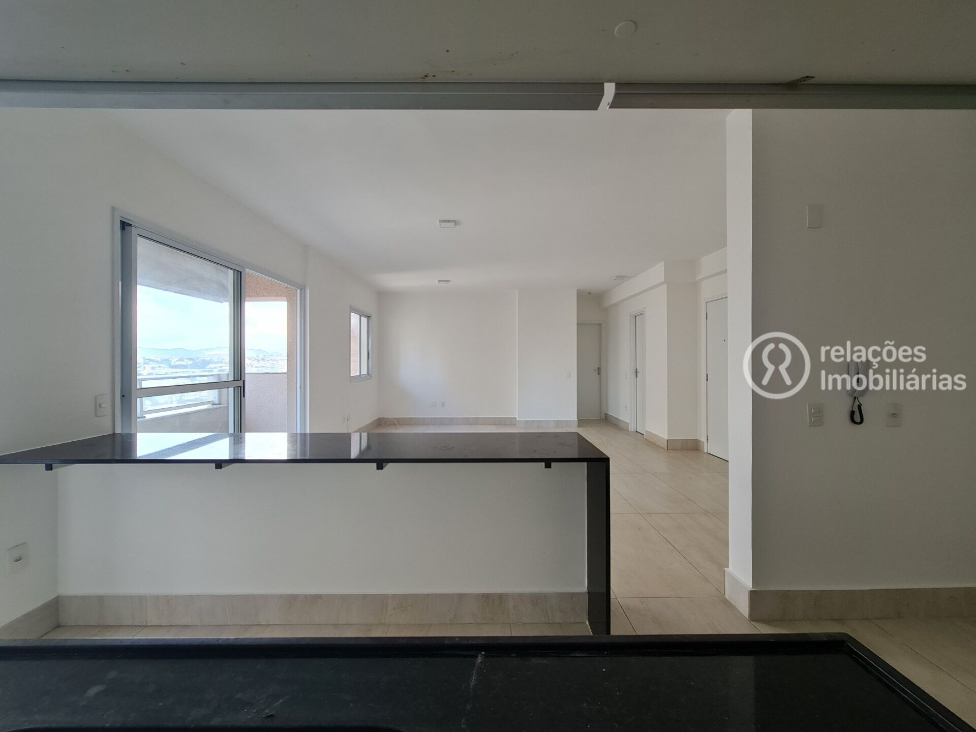 Apartamento para alugar com 2 quartos, 90m² - Foto 11
