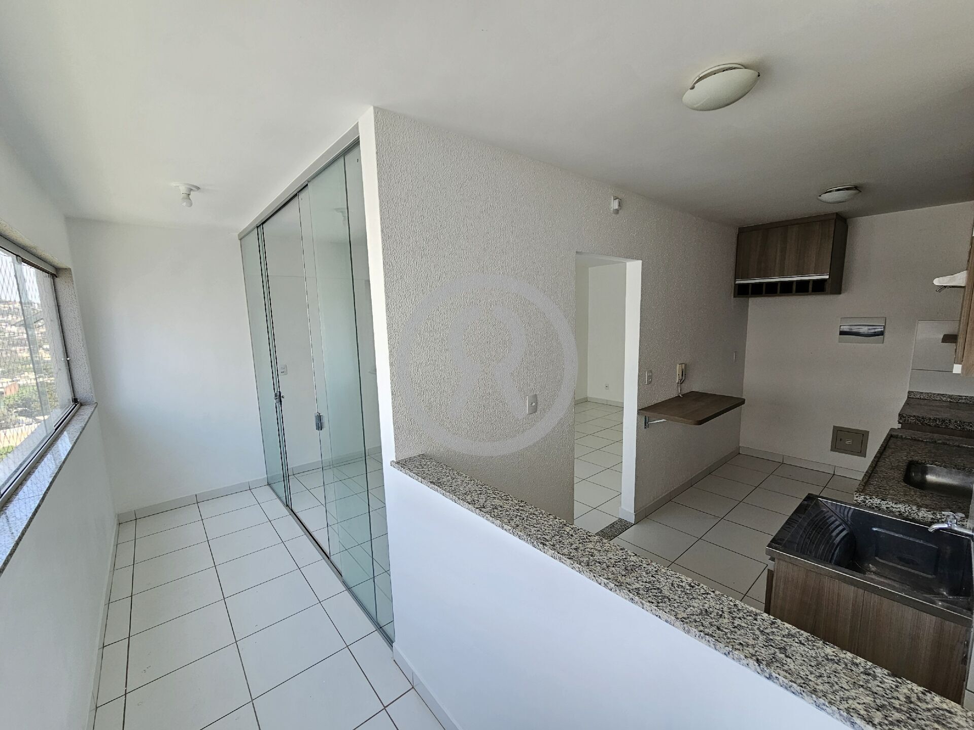 Apartamento para alugar com 3 quartos, 75m² - Foto 8