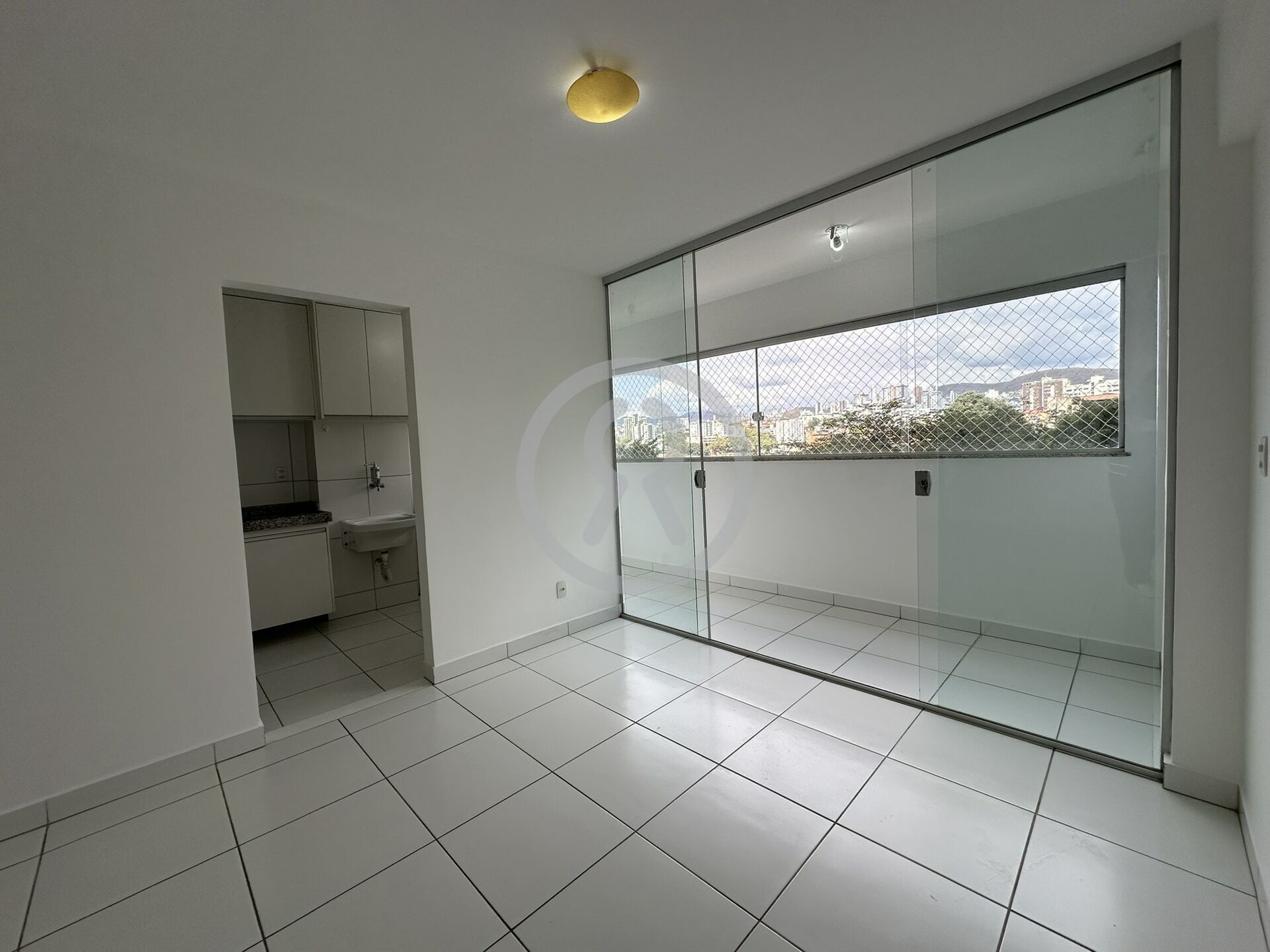 Apartamento para alugar com 3 quartos, 75m² - Foto 3