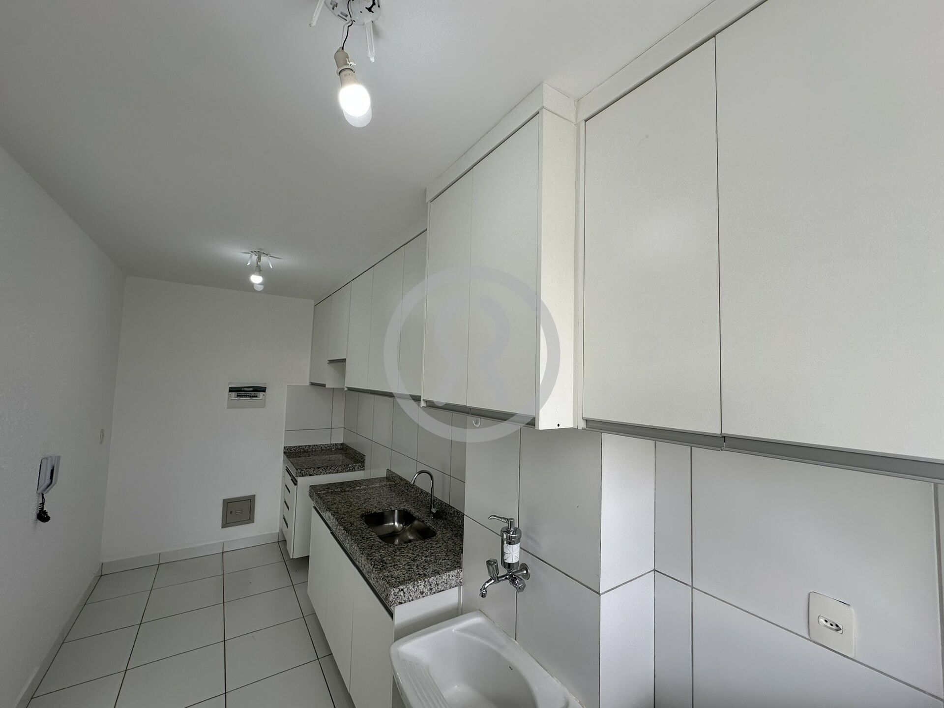 Apartamento para alugar com 3 quartos, 75m² - Foto 11