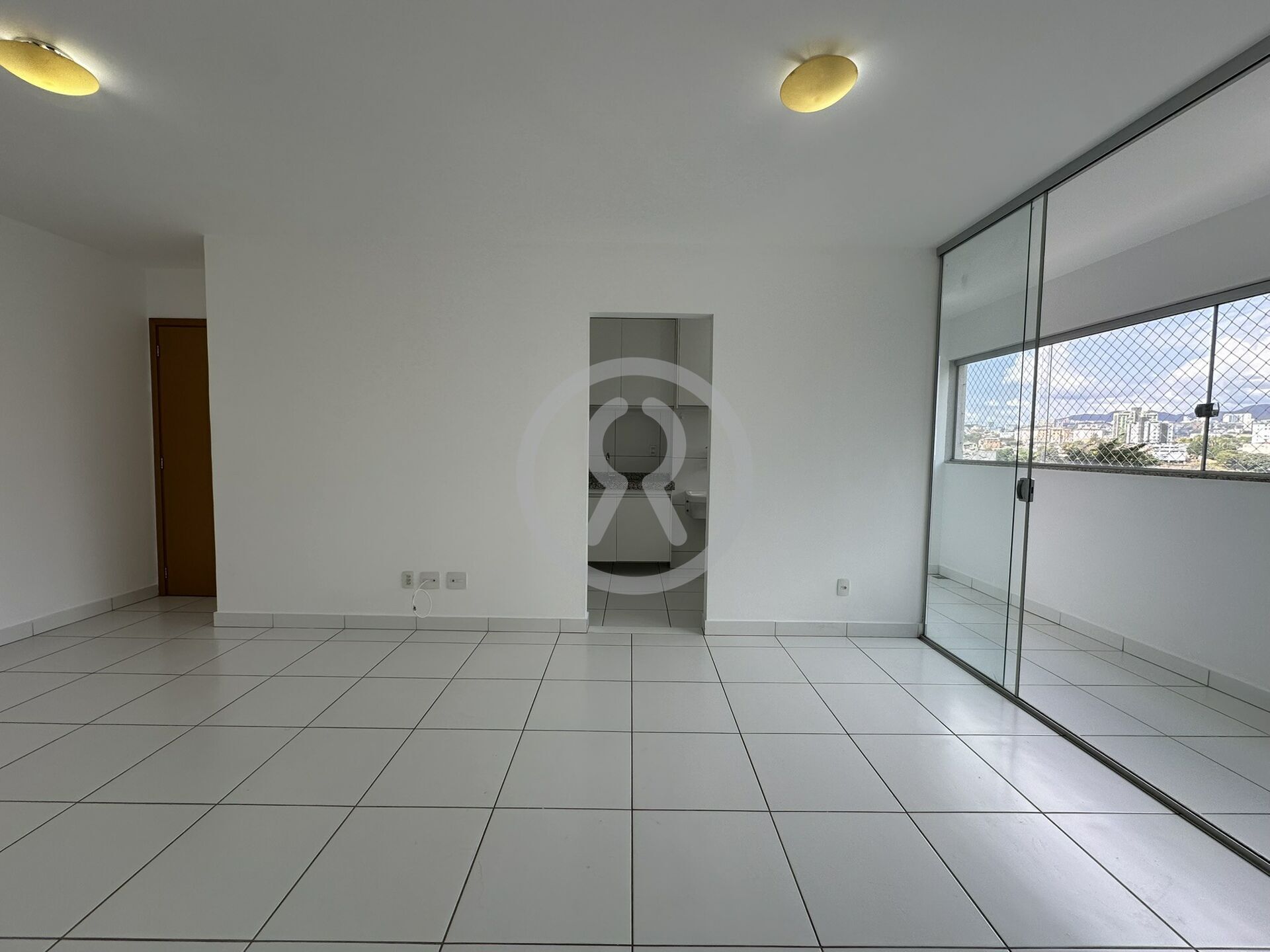 Apartamento para alugar com 3 quartos, 75m² - Foto 4