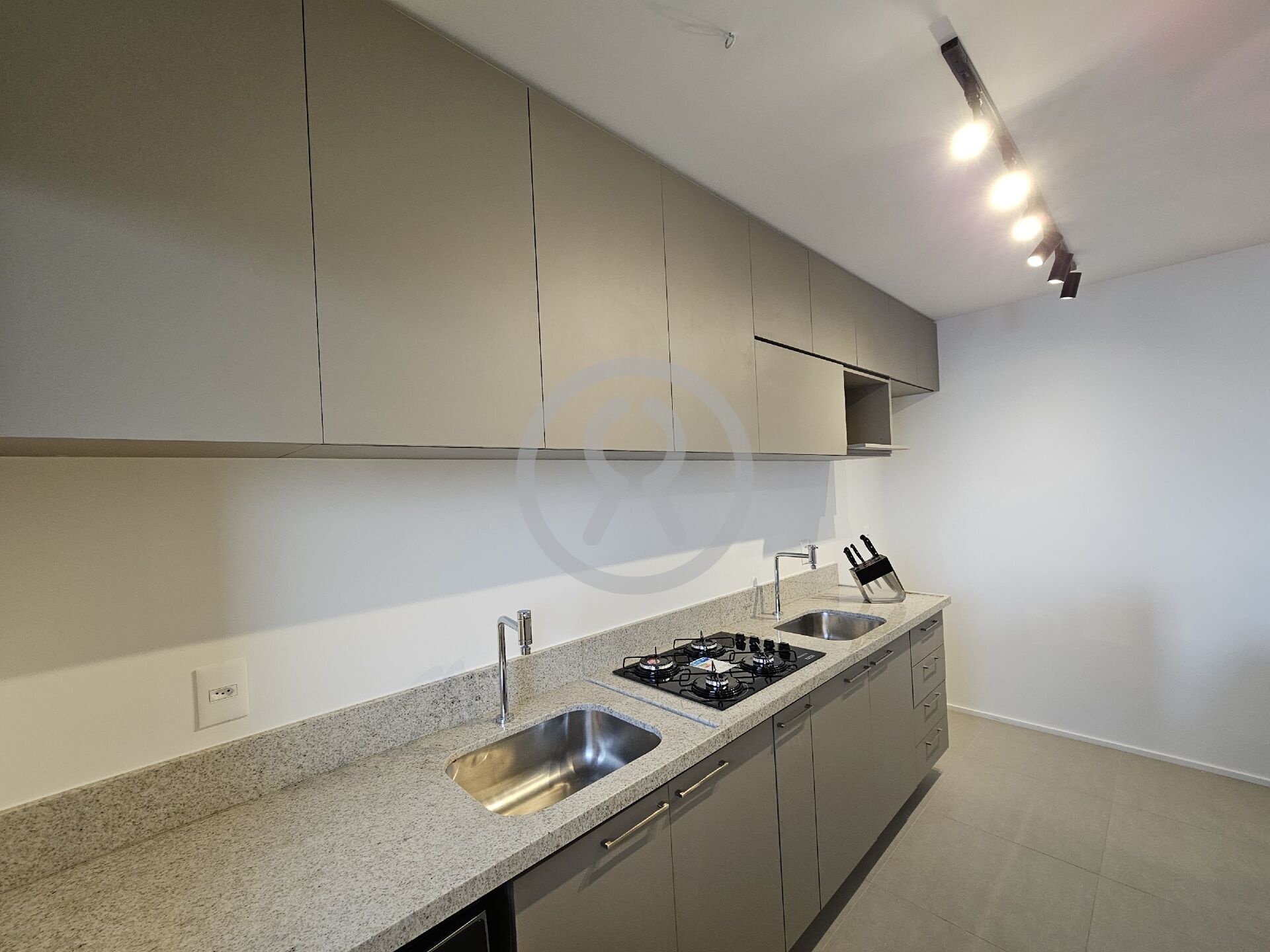 Apartamento para alugar com 1 quarto, 44m² - Foto 8