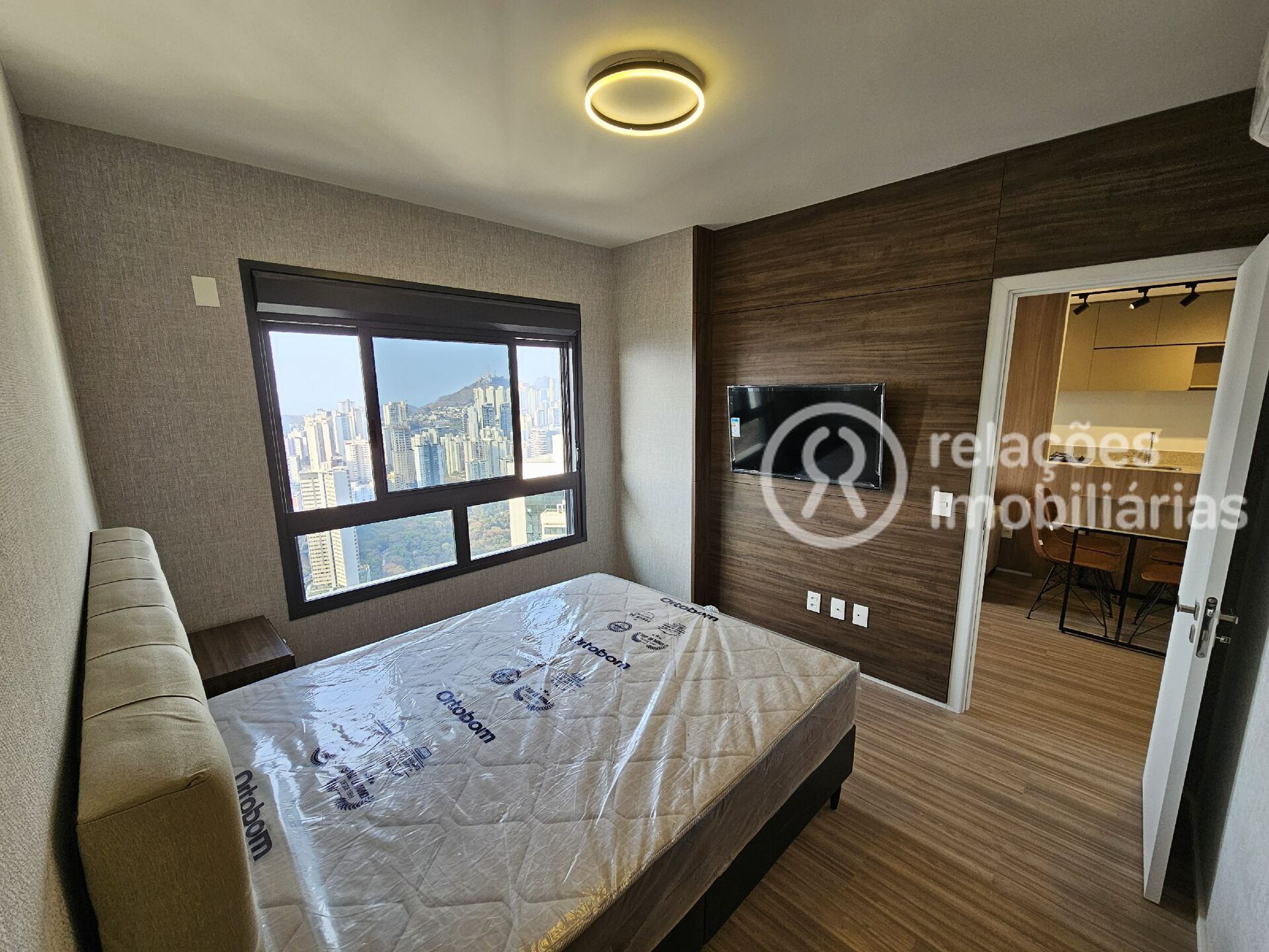 Apartamento para alugar com 1 quarto, 44m² - Foto 13