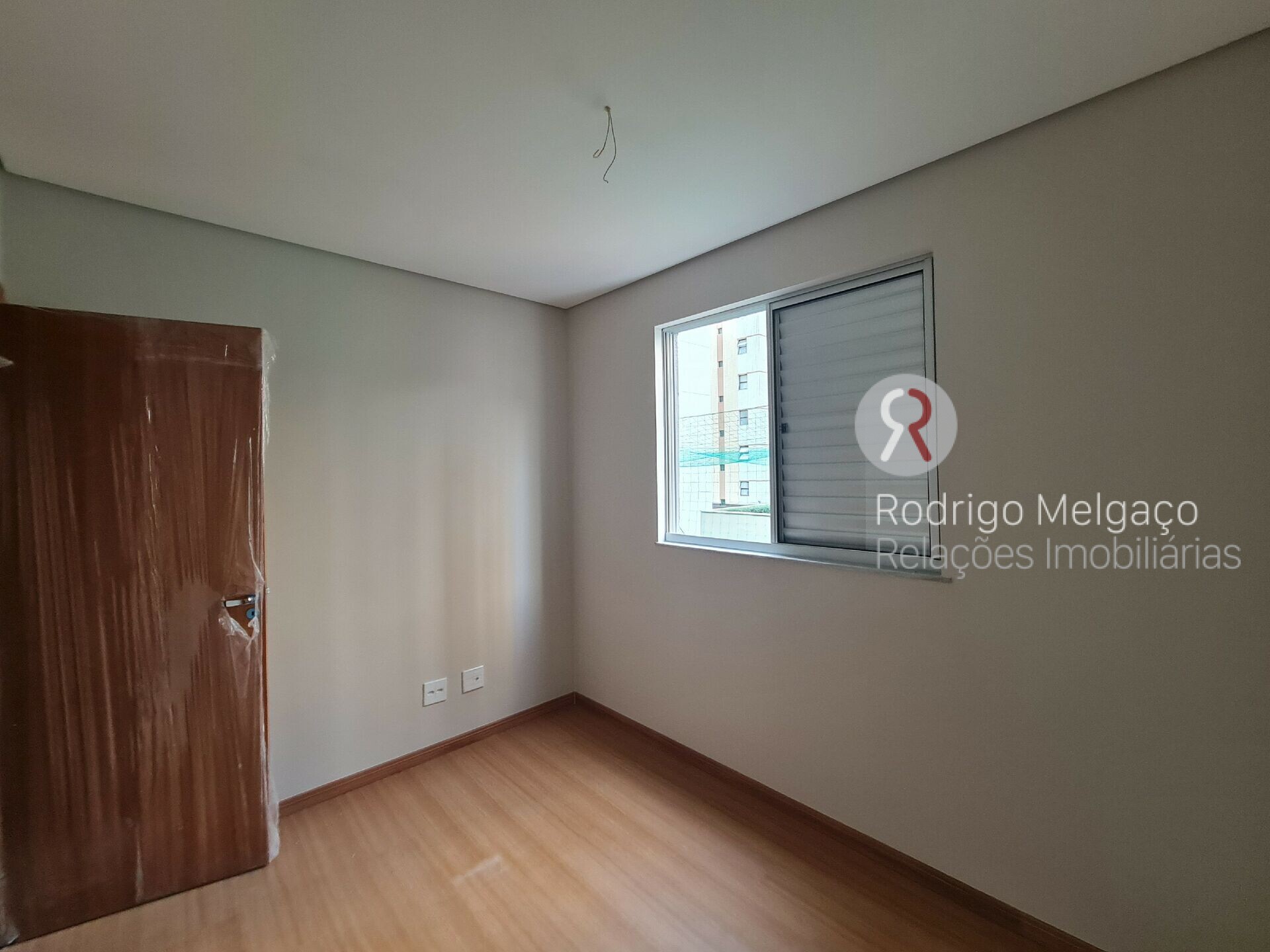 Apartamento à venda com 2 quartos, 57m² - Foto 12