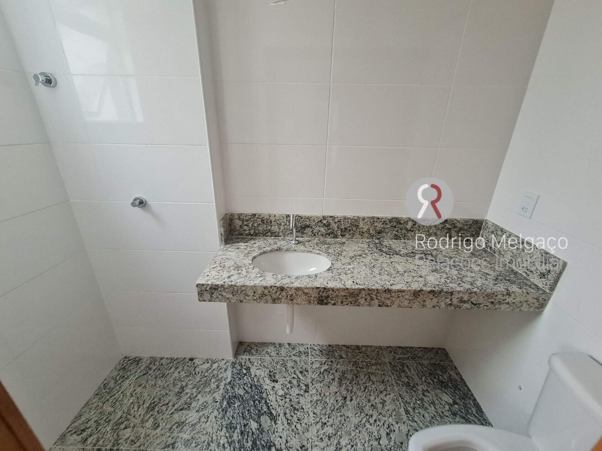 Apartamento à venda com 2 quartos, 57m² - Foto 16