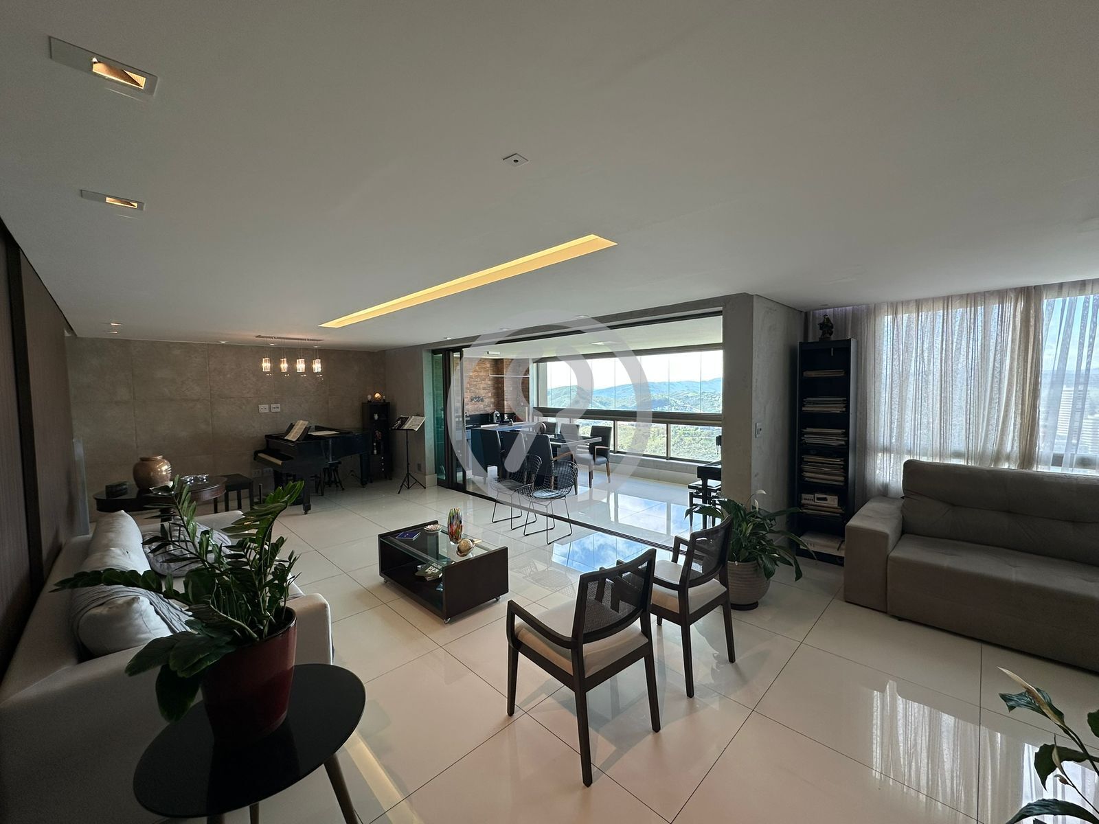 Apartamento, 4 quartos, 201 m² - Foto 2