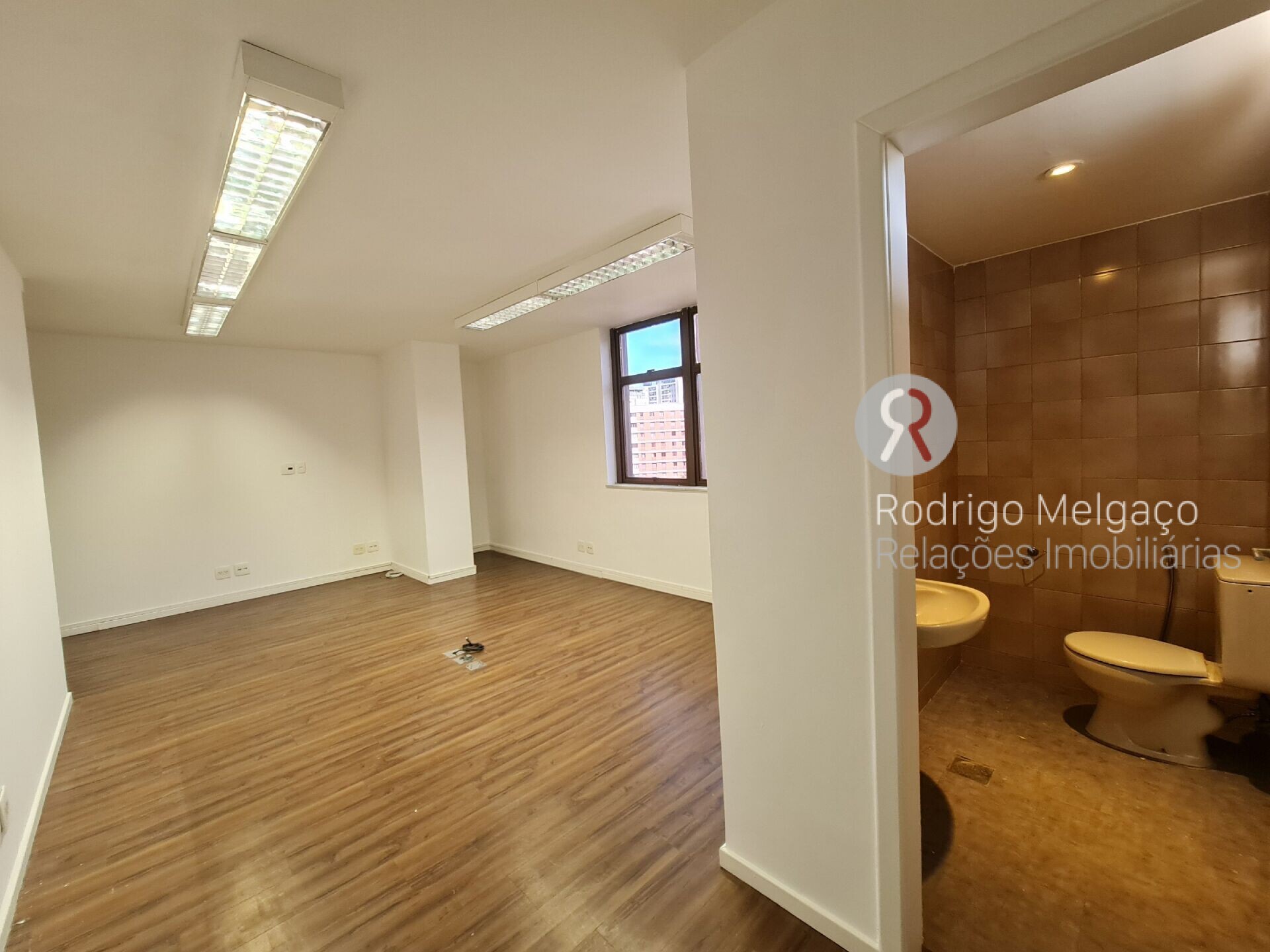 Conjunto Comercial-Sala para alugar, 220m² - Foto 36