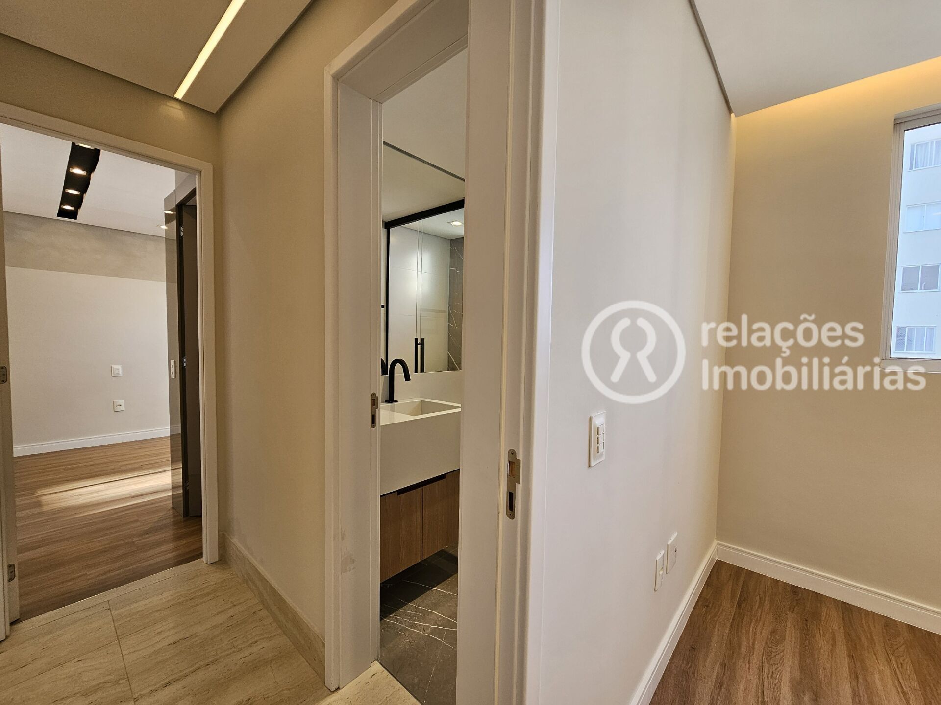 Apartamento à venda com 3 quartos, 71m² - Foto 23