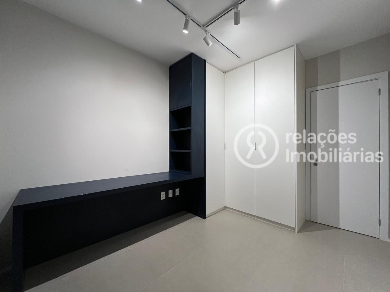 Apartamento para alugar com 2 quartos, 73m² - Foto 21