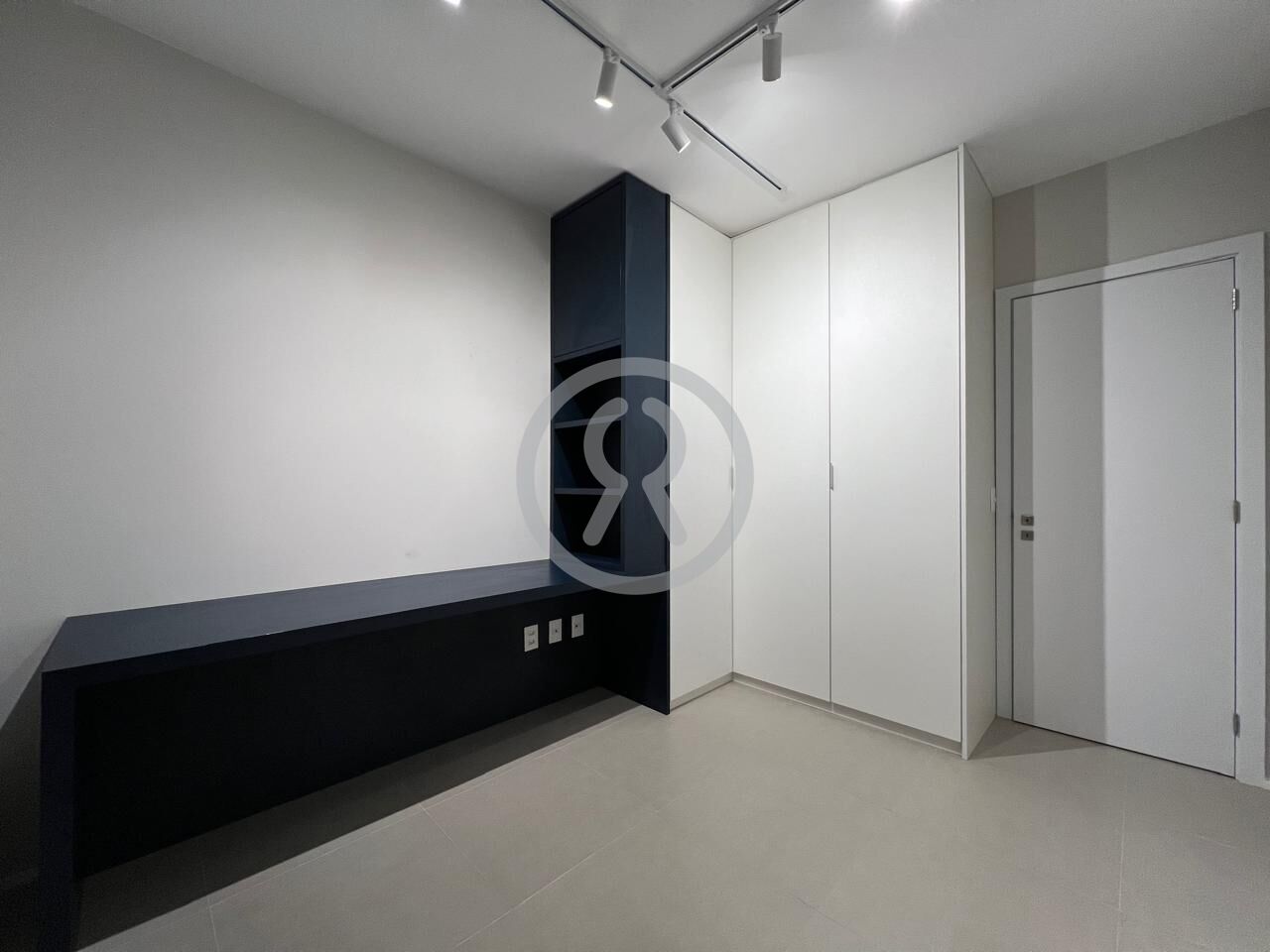 Apartamento para alugar com 2 quartos, 73m² - Foto 21