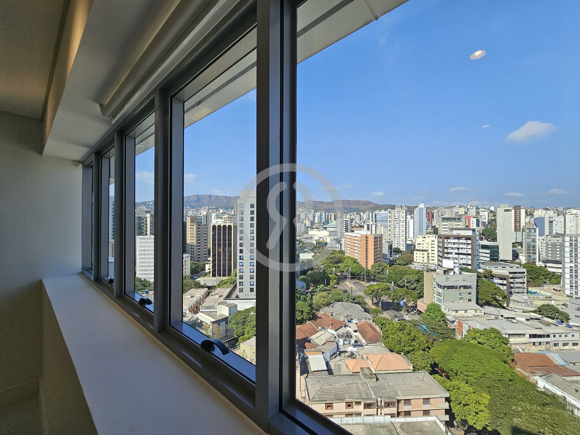 Apartamento para alugar com 2 quartos, 73m² - Foto 32