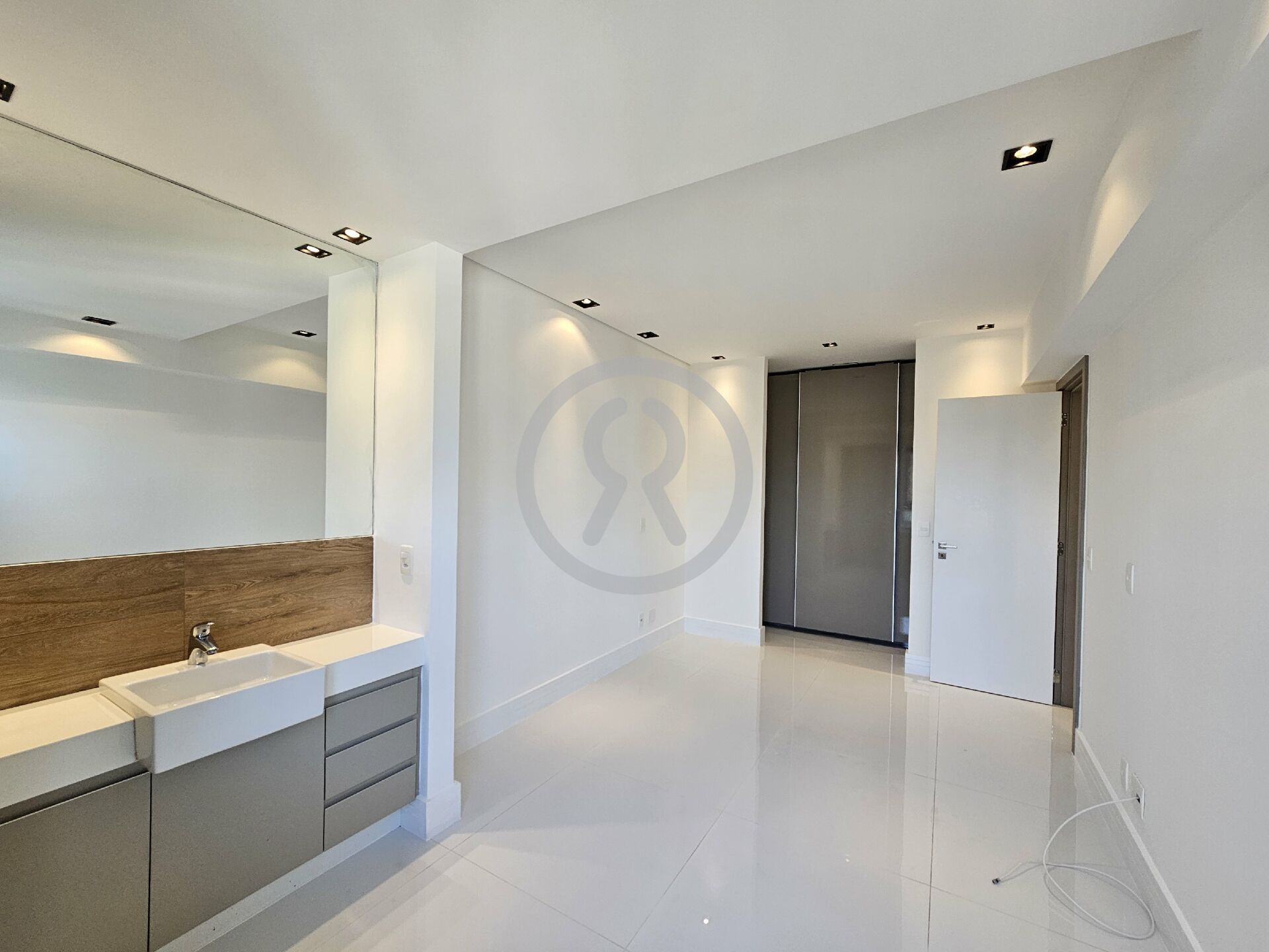 Apartamento para alugar com 2 quartos, 73m² - Foto 27