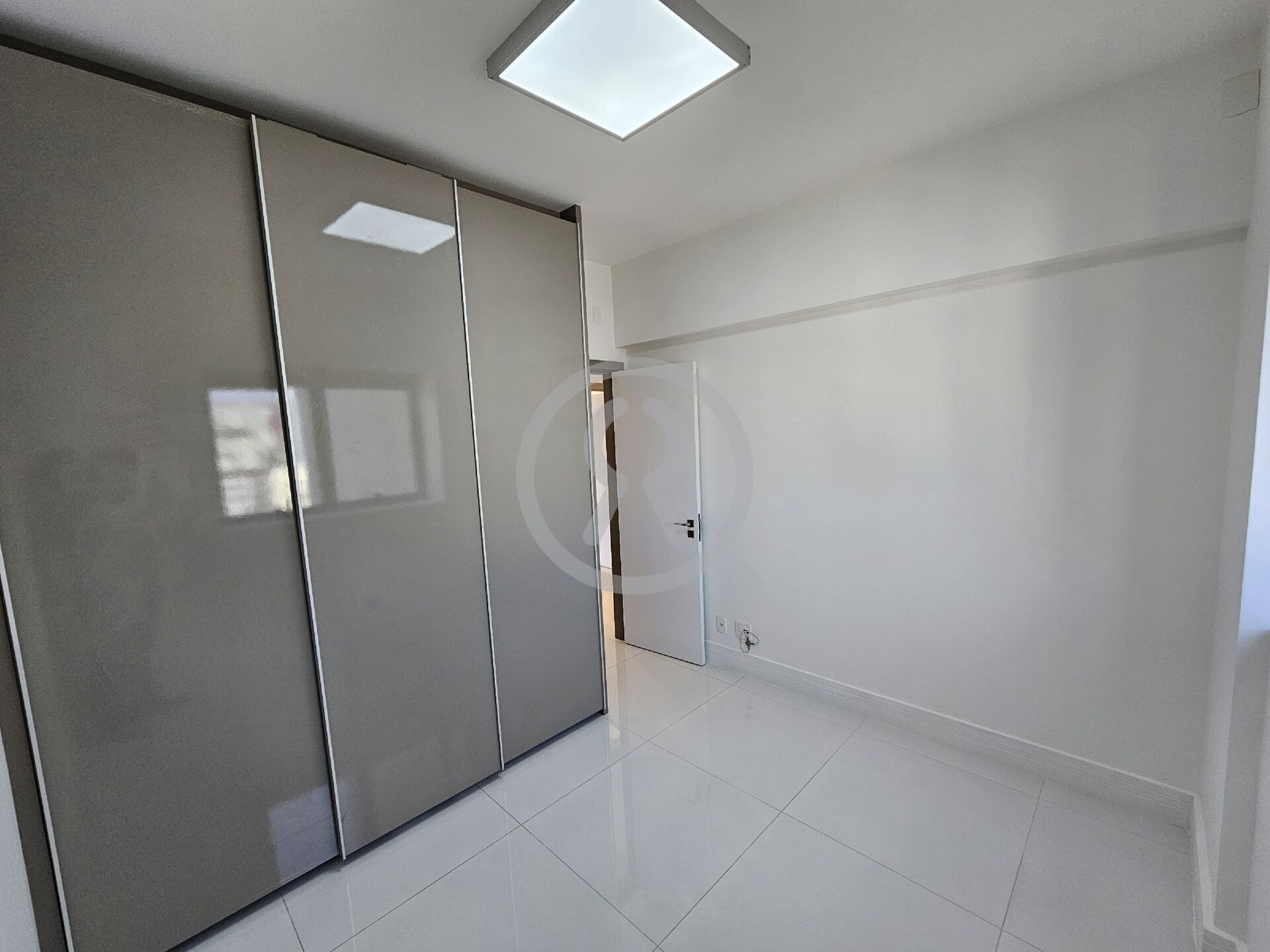 Apartamento para alugar com 2 quartos, 73m² - Foto 21