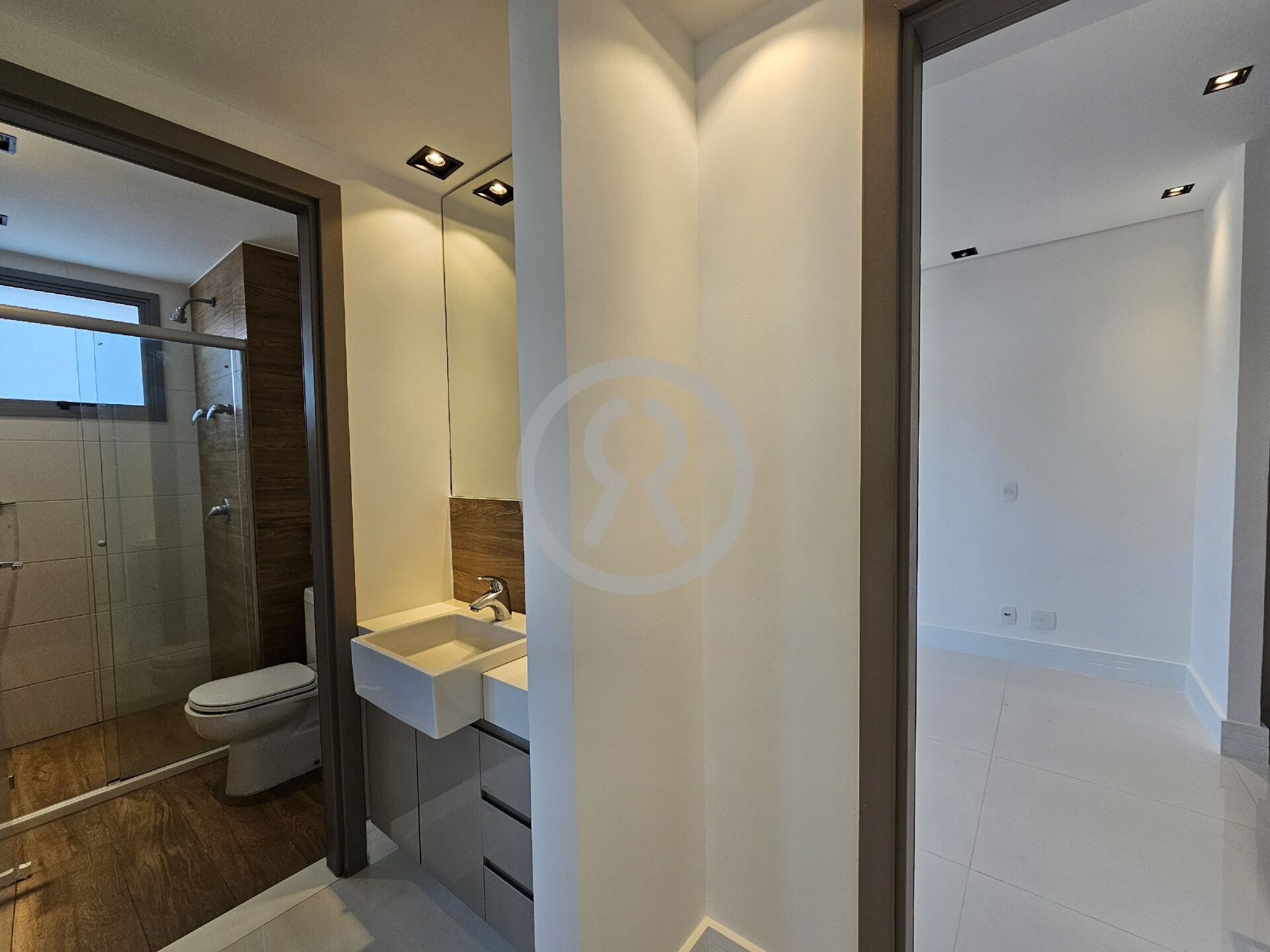 Apartamento para alugar com 2 quartos, 73m² - Foto 13