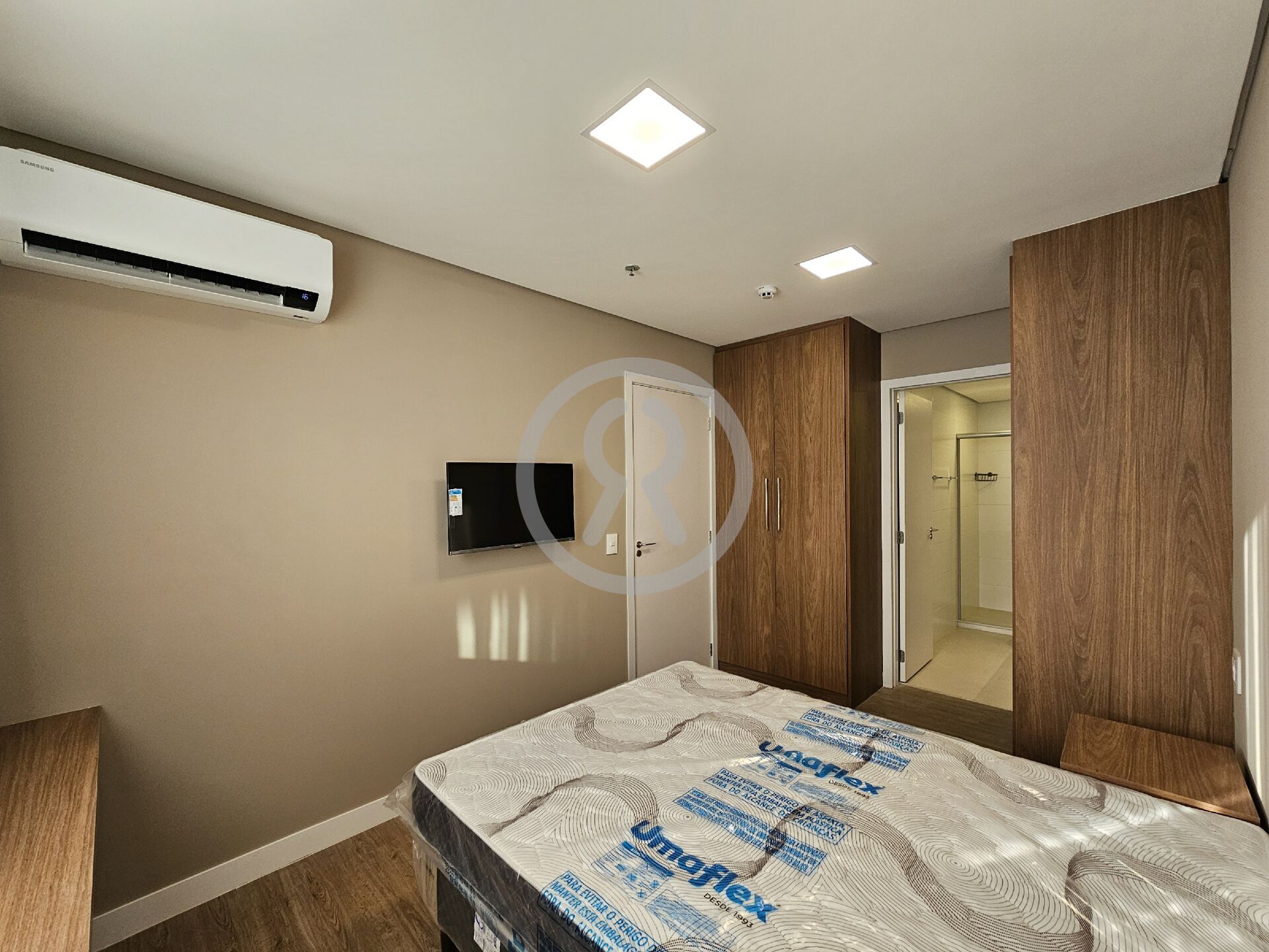 Apartamento para alugar com 2 quartos, 70m² - Foto 22