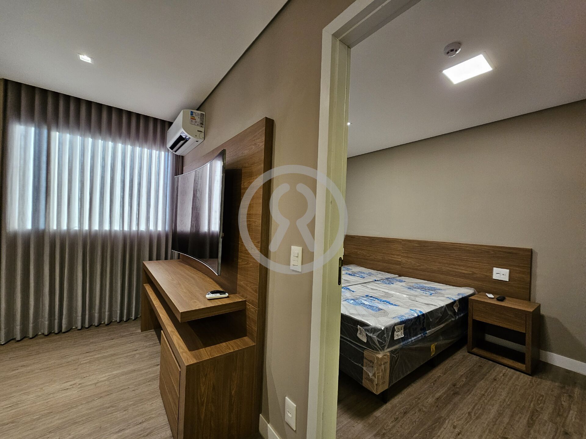 Apartamento para alugar com 2 quartos, 70m² - Foto 27