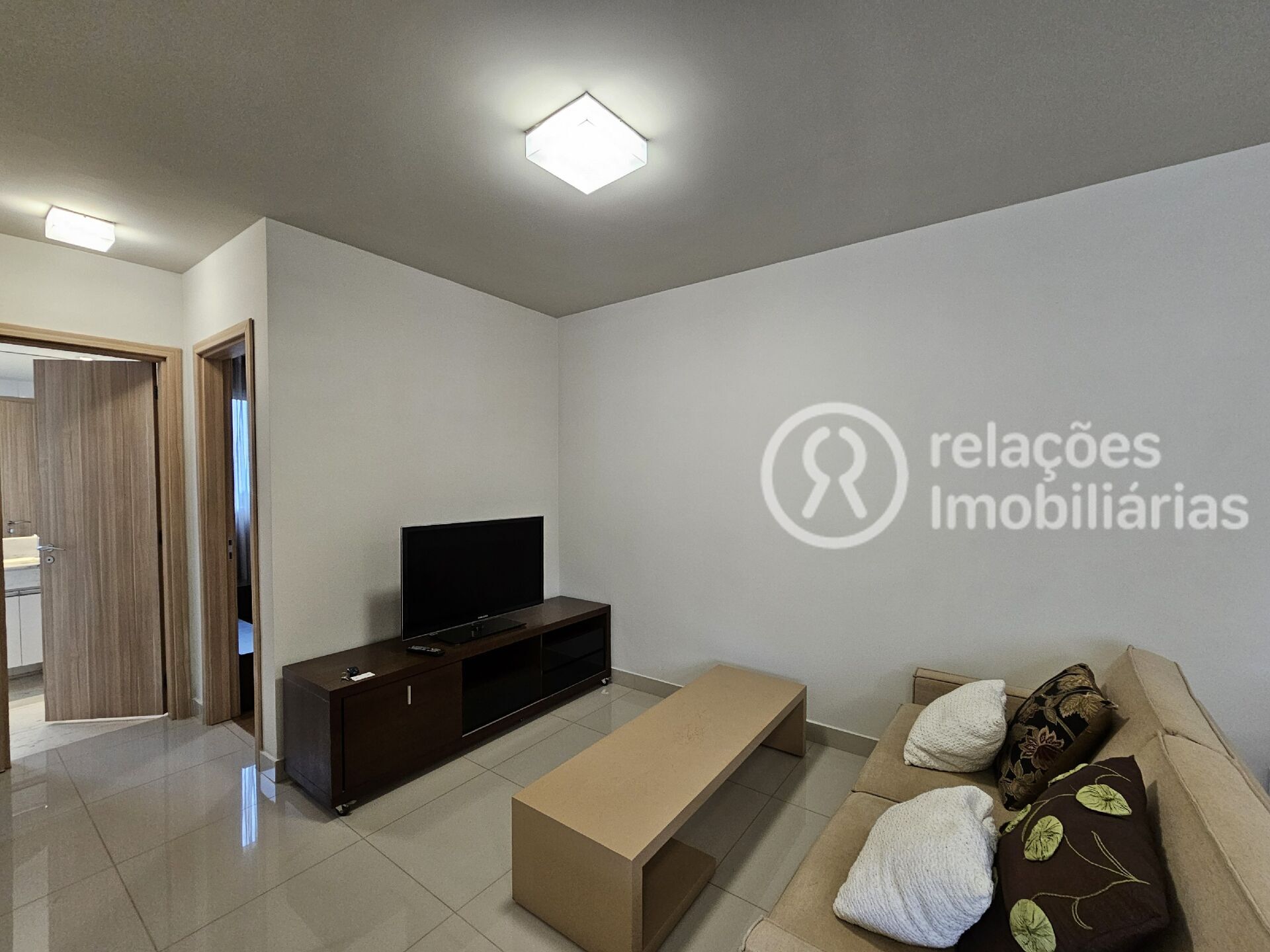 Apartamento para alugar com 2 quartos, 72m² - Foto 8