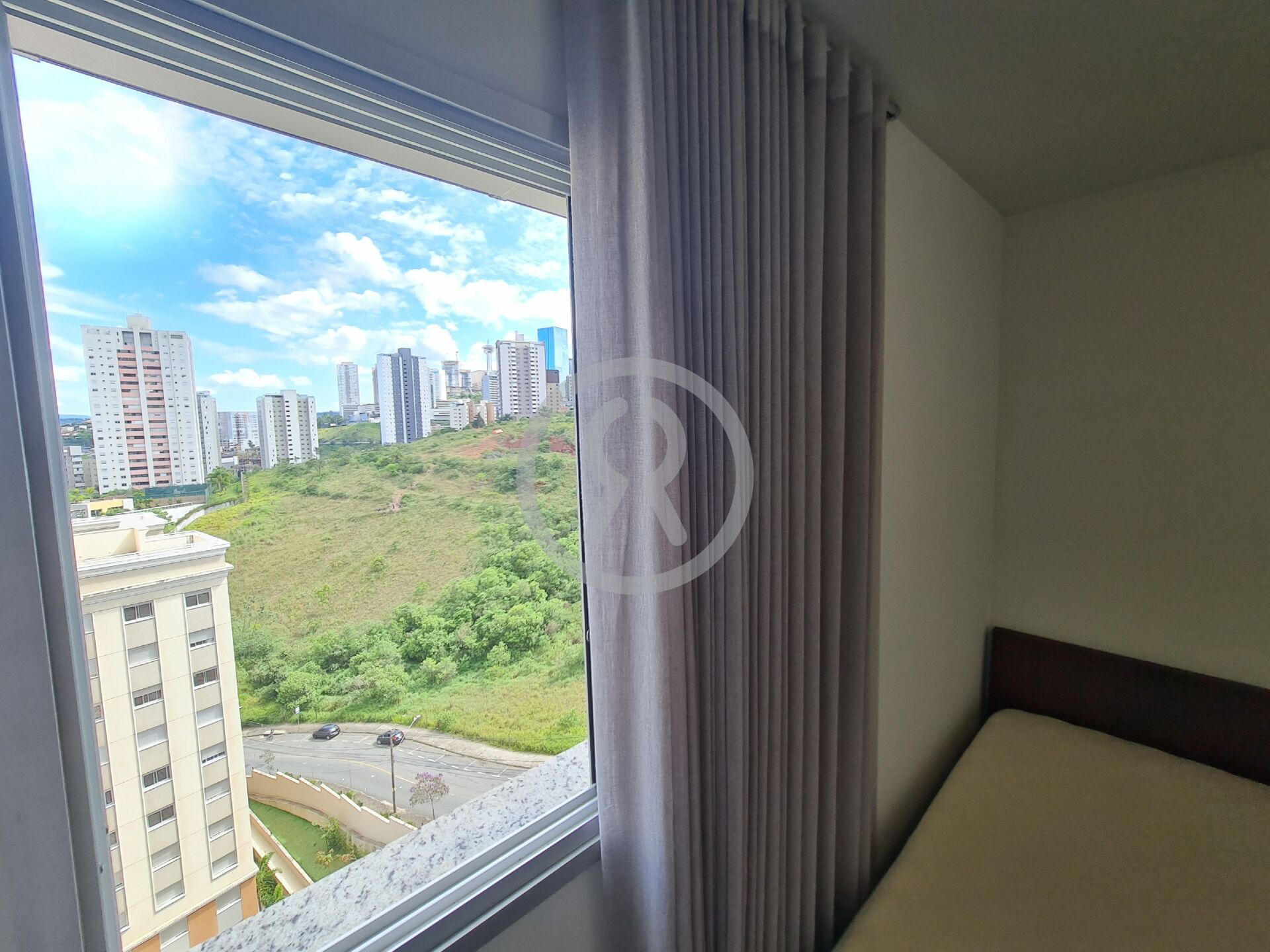 Apartamento para alugar com 2 quartos, 72m² - Foto 31