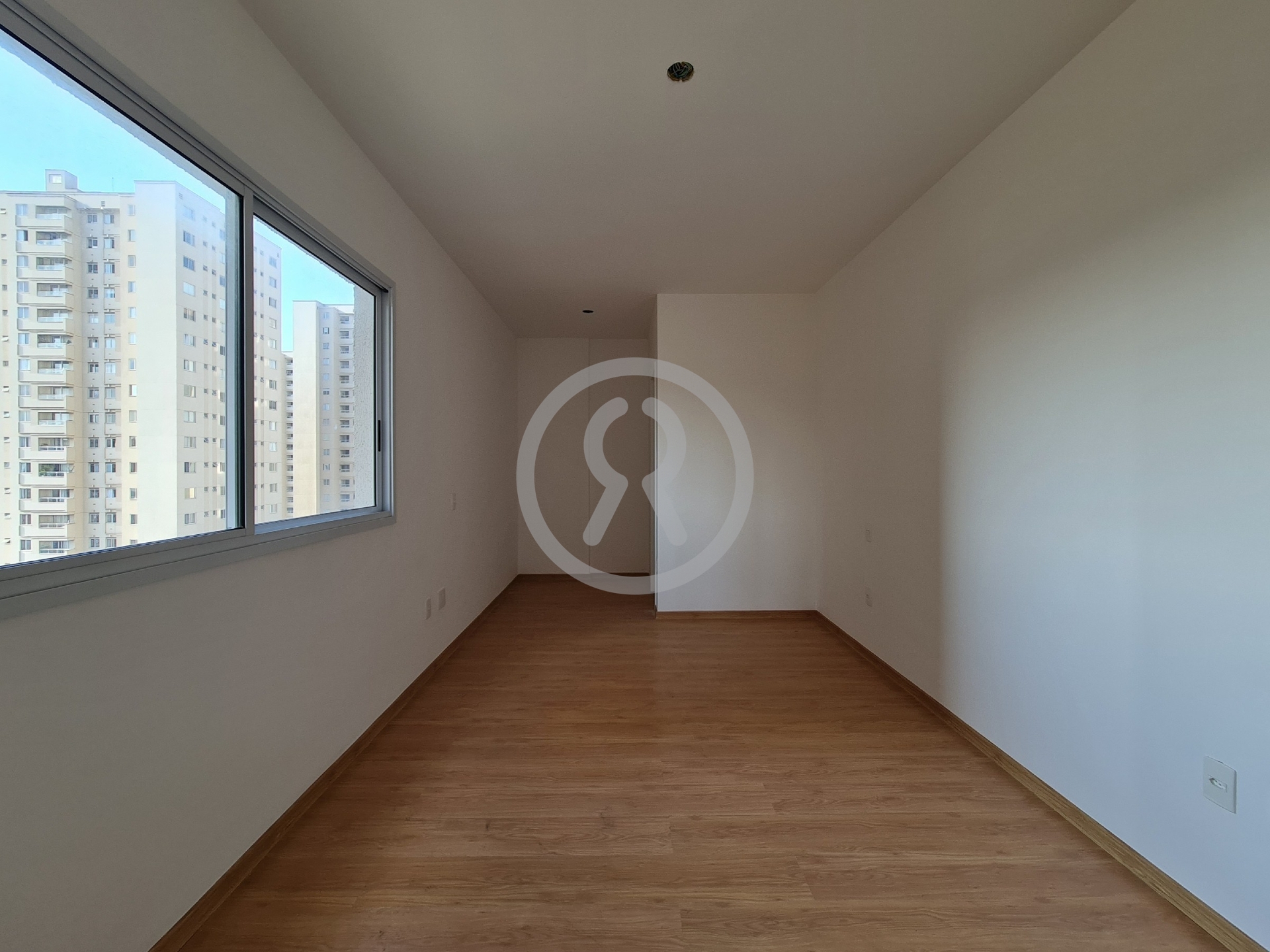 Apartamento à venda com 4 quartos, 110m² - Foto 37