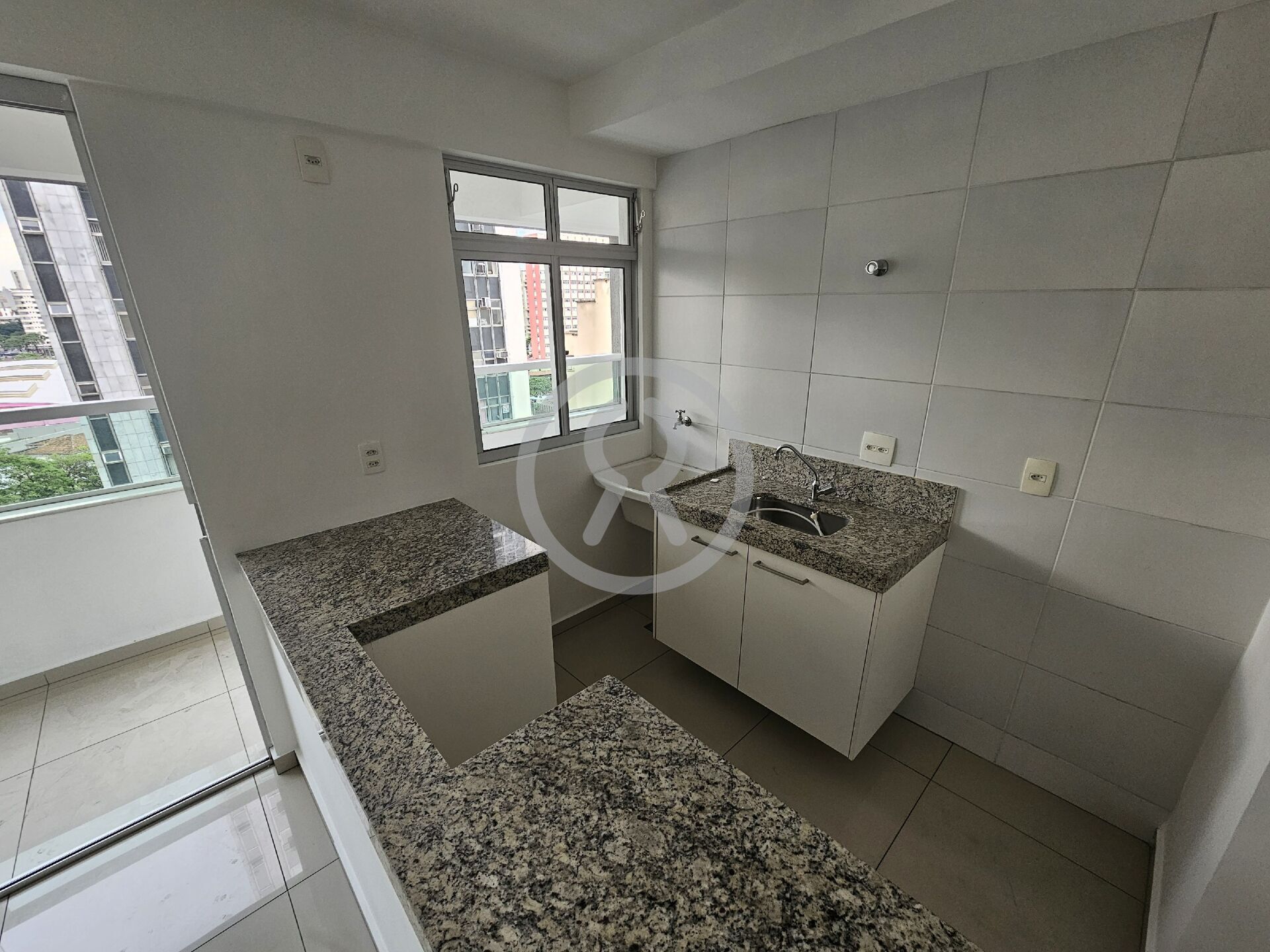 Apartamento para alugar com 1 quarto, 37m² - Foto 3