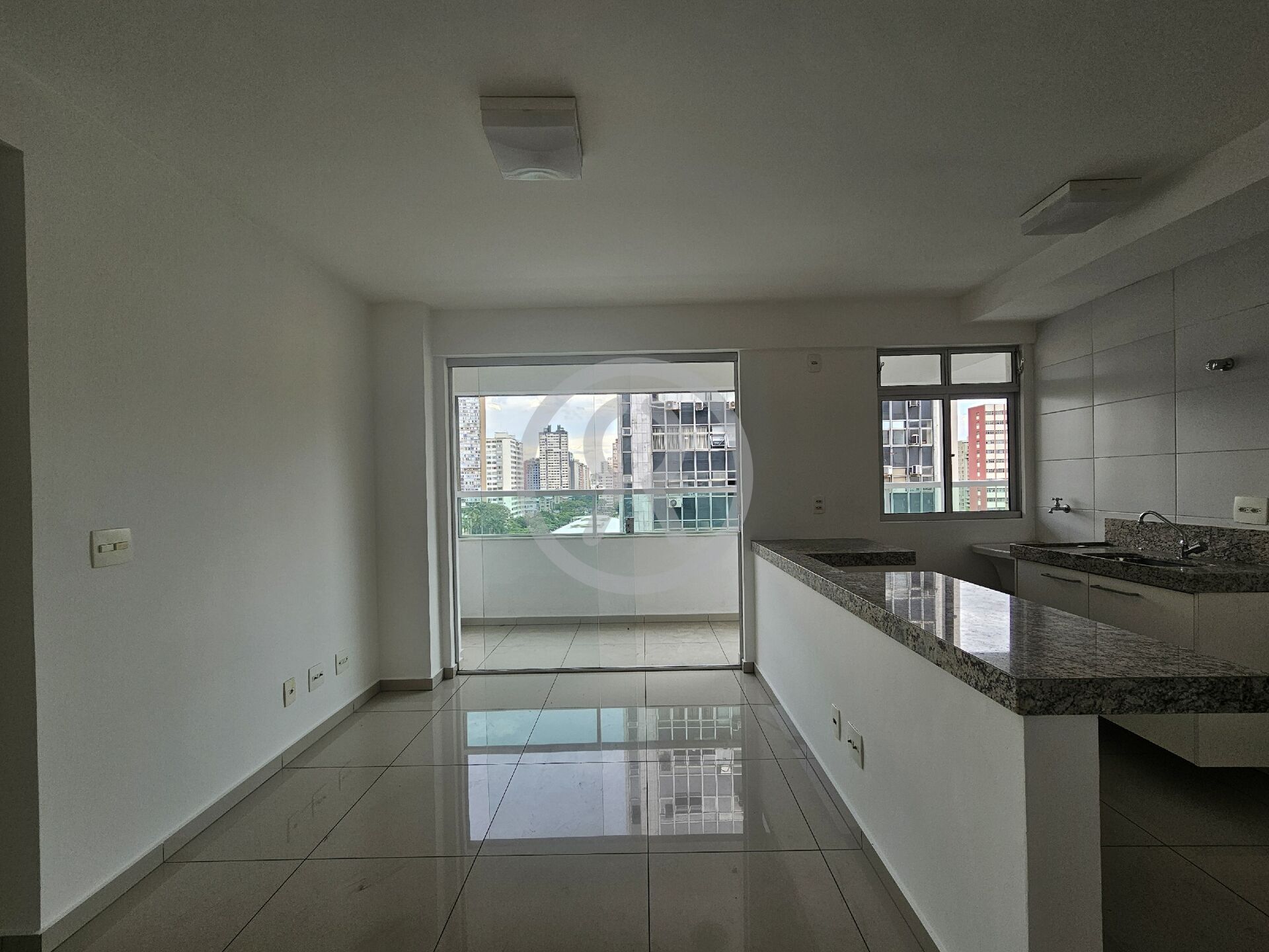 Apartamento para alugar com 1 quarto, 37m² - Foto 6