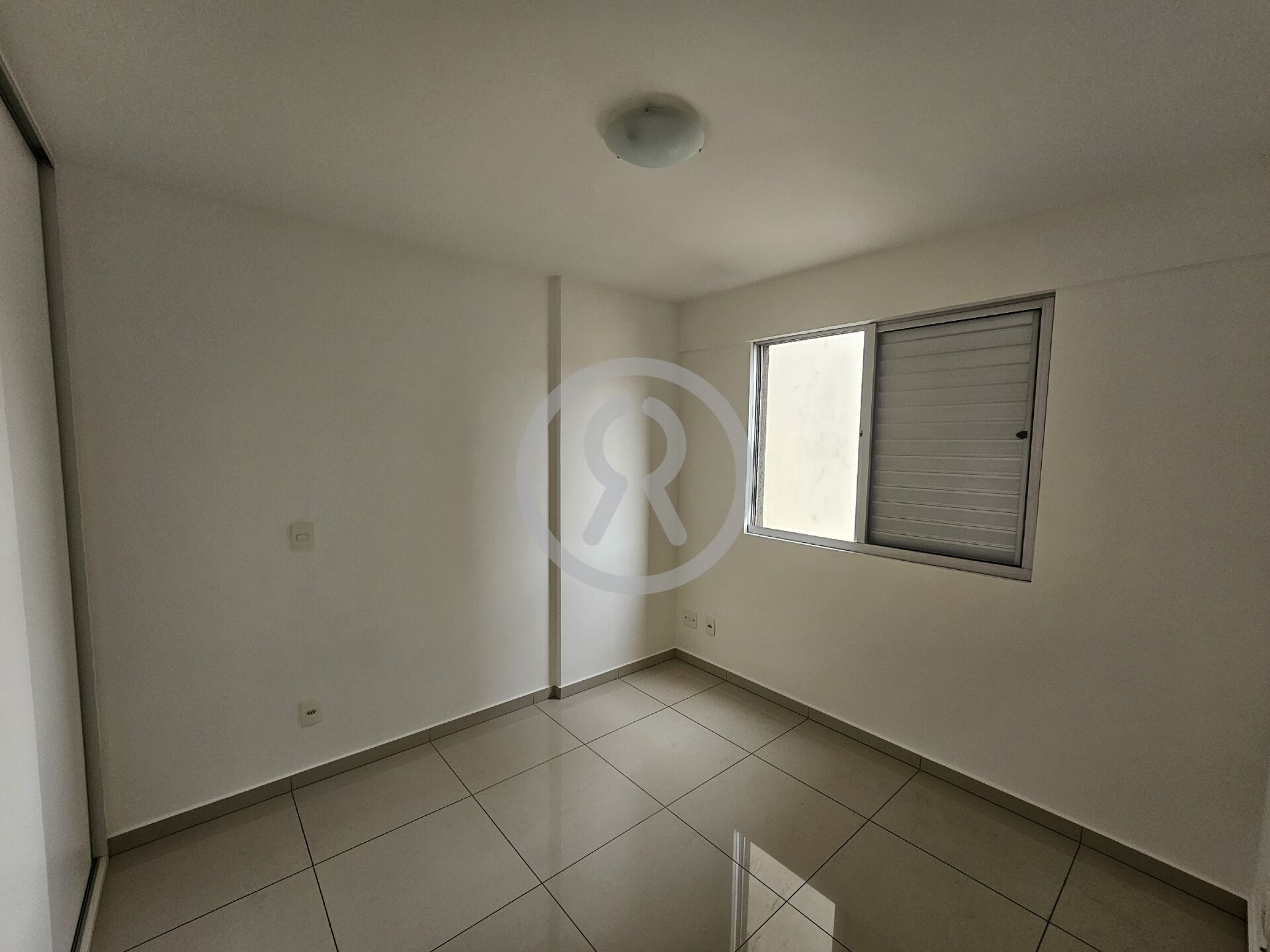 Apartamento para alugar com 1 quarto, 37m² - Foto 15