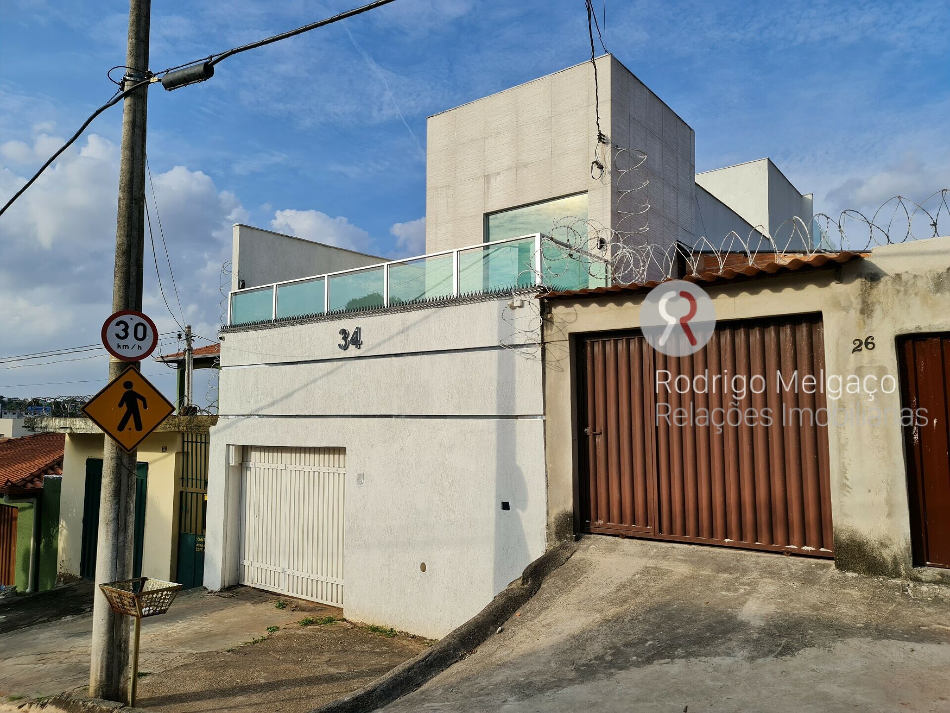 Casa à venda com 3 quartos, 200m² - Foto 46