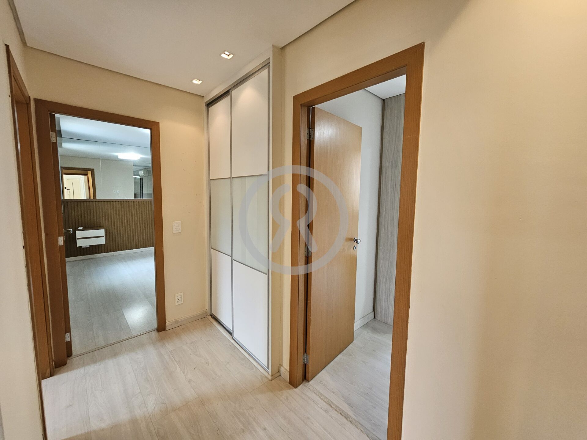 Apartamento para alugar com 4 quartos, 198m² - Foto 24