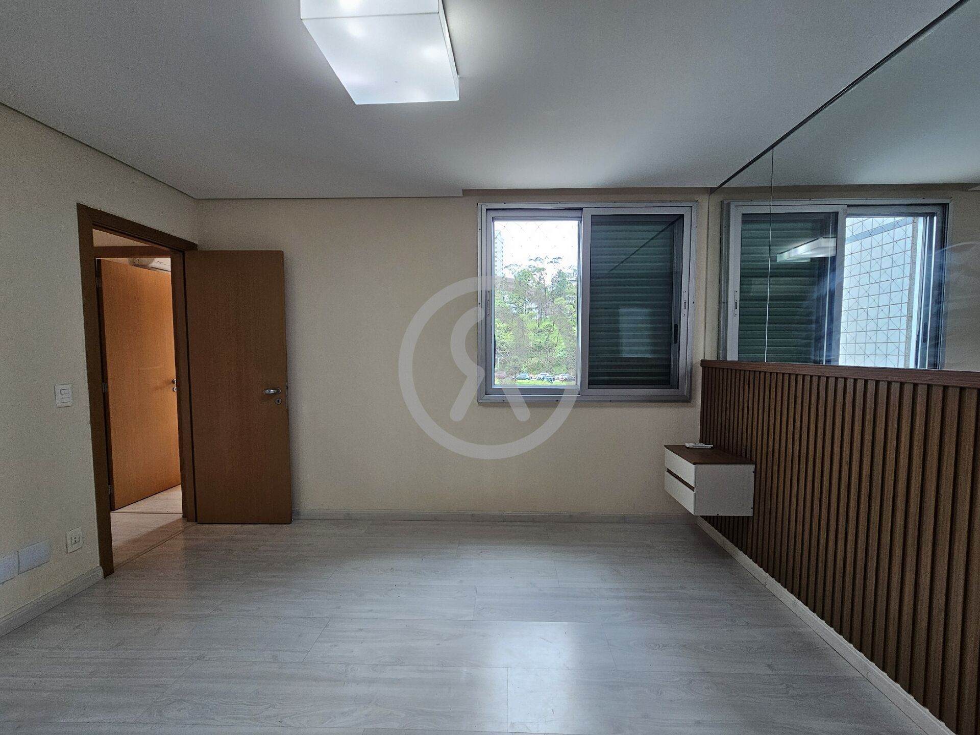 Apartamento para alugar com 4 quartos, 198m² - Foto 37