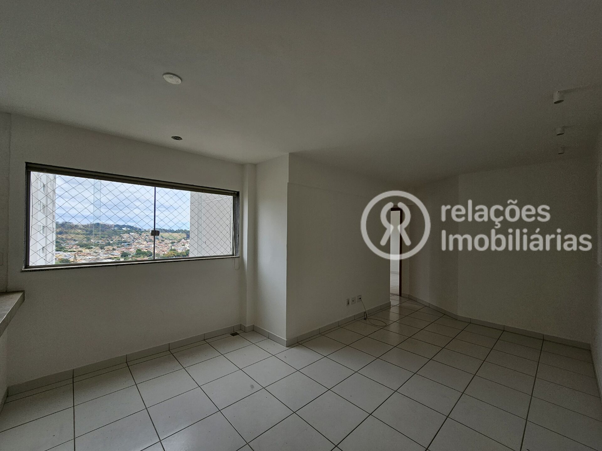 Apartamento para alugar com 2 quartos, 55m² - Foto 4