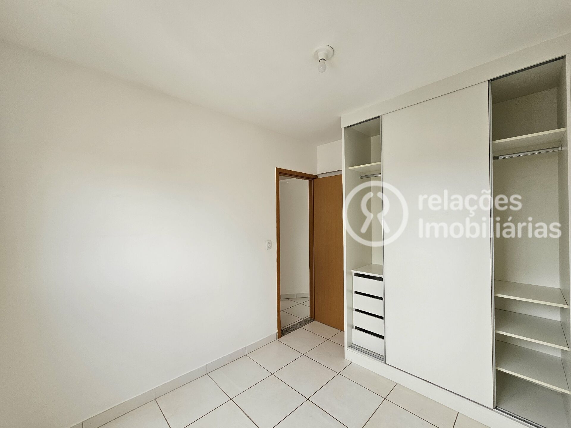 Apartamento para alugar com 2 quartos, 55m² - Foto 13