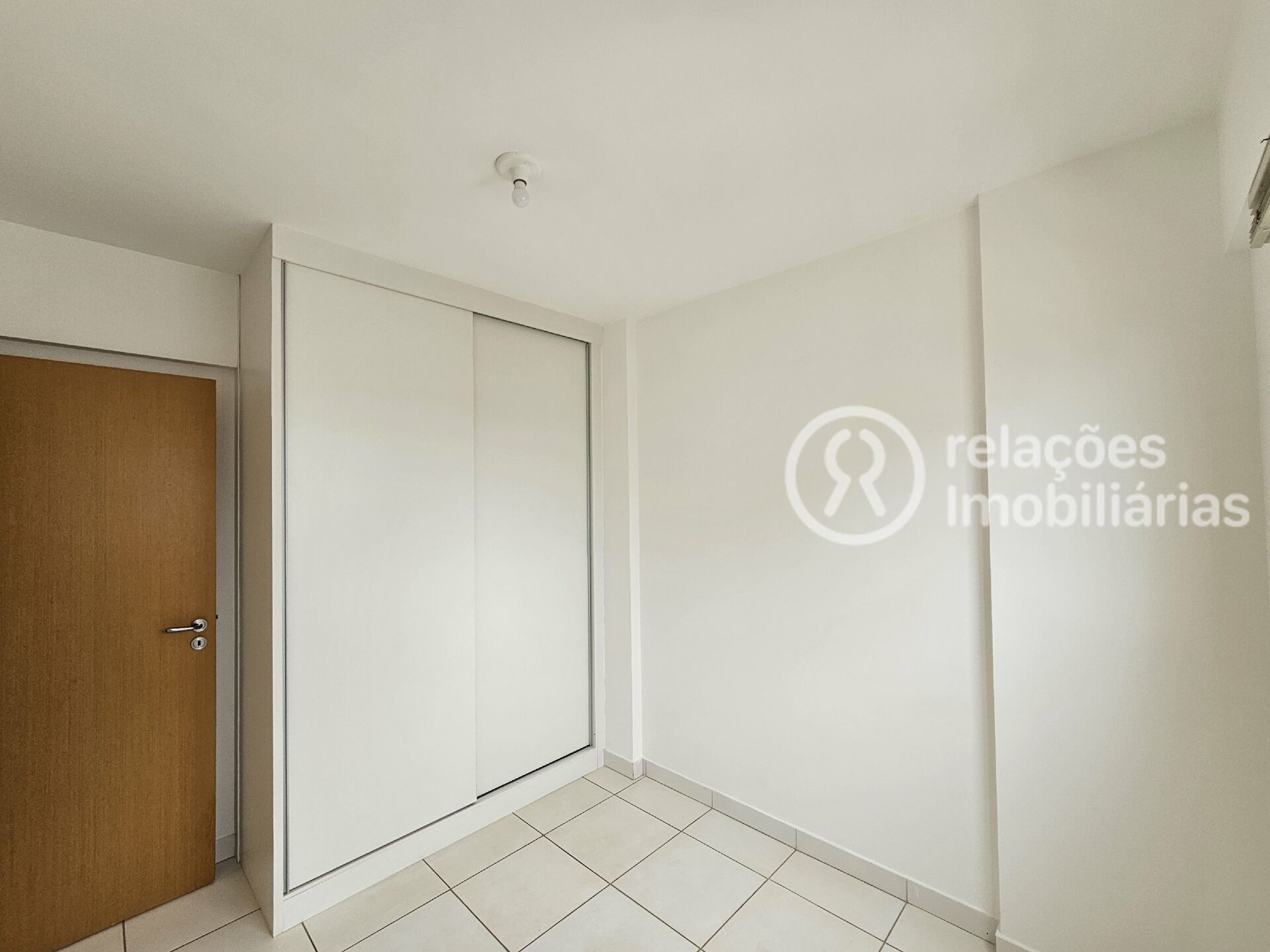 Apartamento para alugar com 2 quartos, 55m² - Foto 12