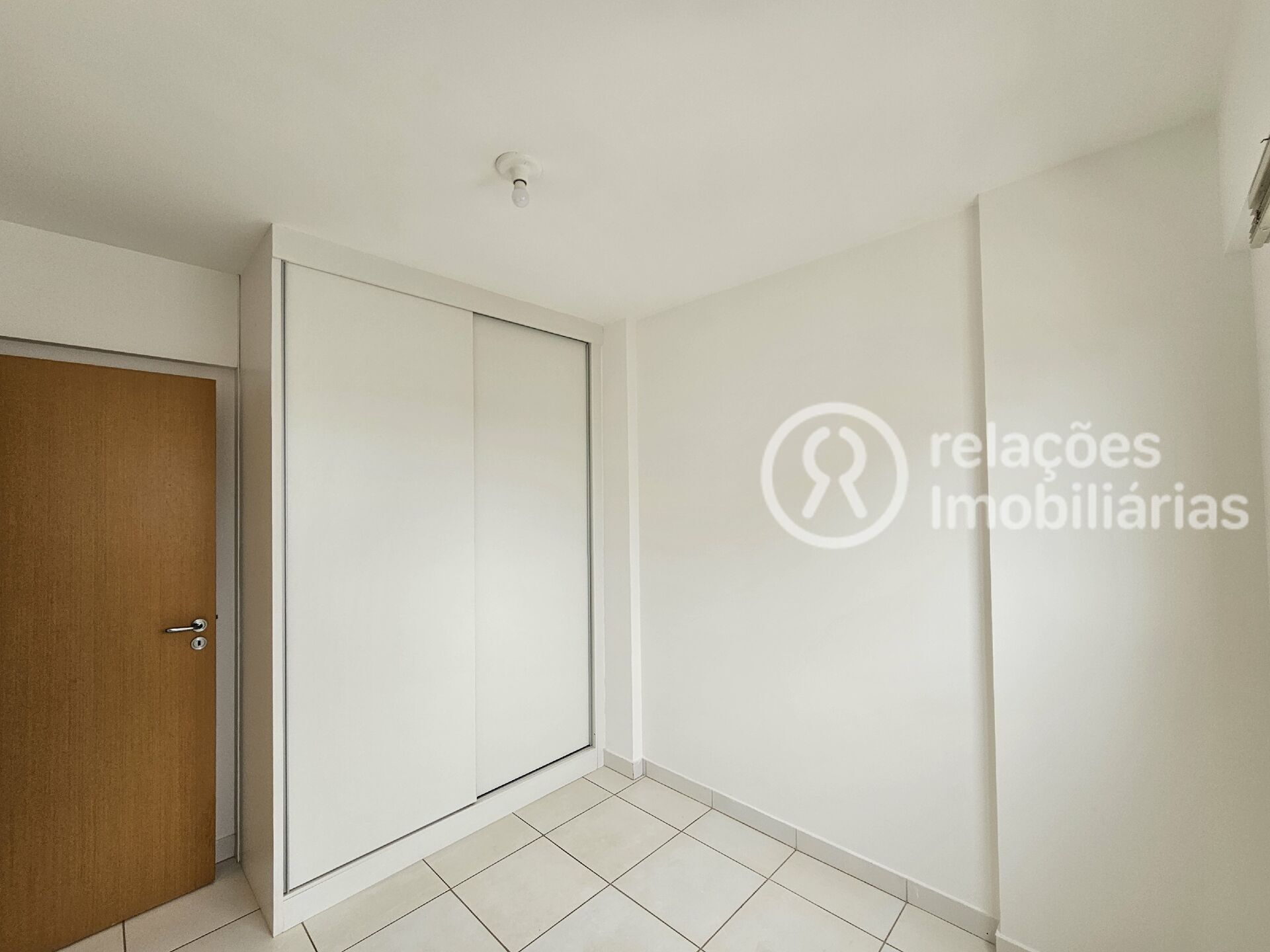 Apartamento para alugar com 2 quartos, 55m² - Foto 12