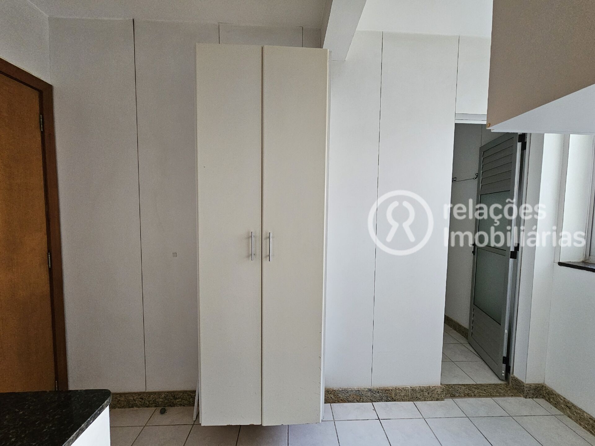 Apartamento à venda com 3 quartos, 107m² - Foto 16