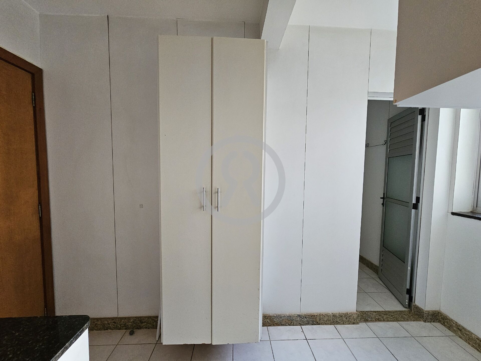 Apartamento à venda com 3 quartos, 107m² - Foto 16