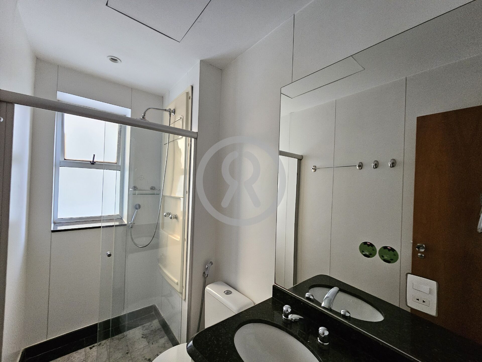 Apartamento à venda com 3 quartos, 107m² - Foto 20