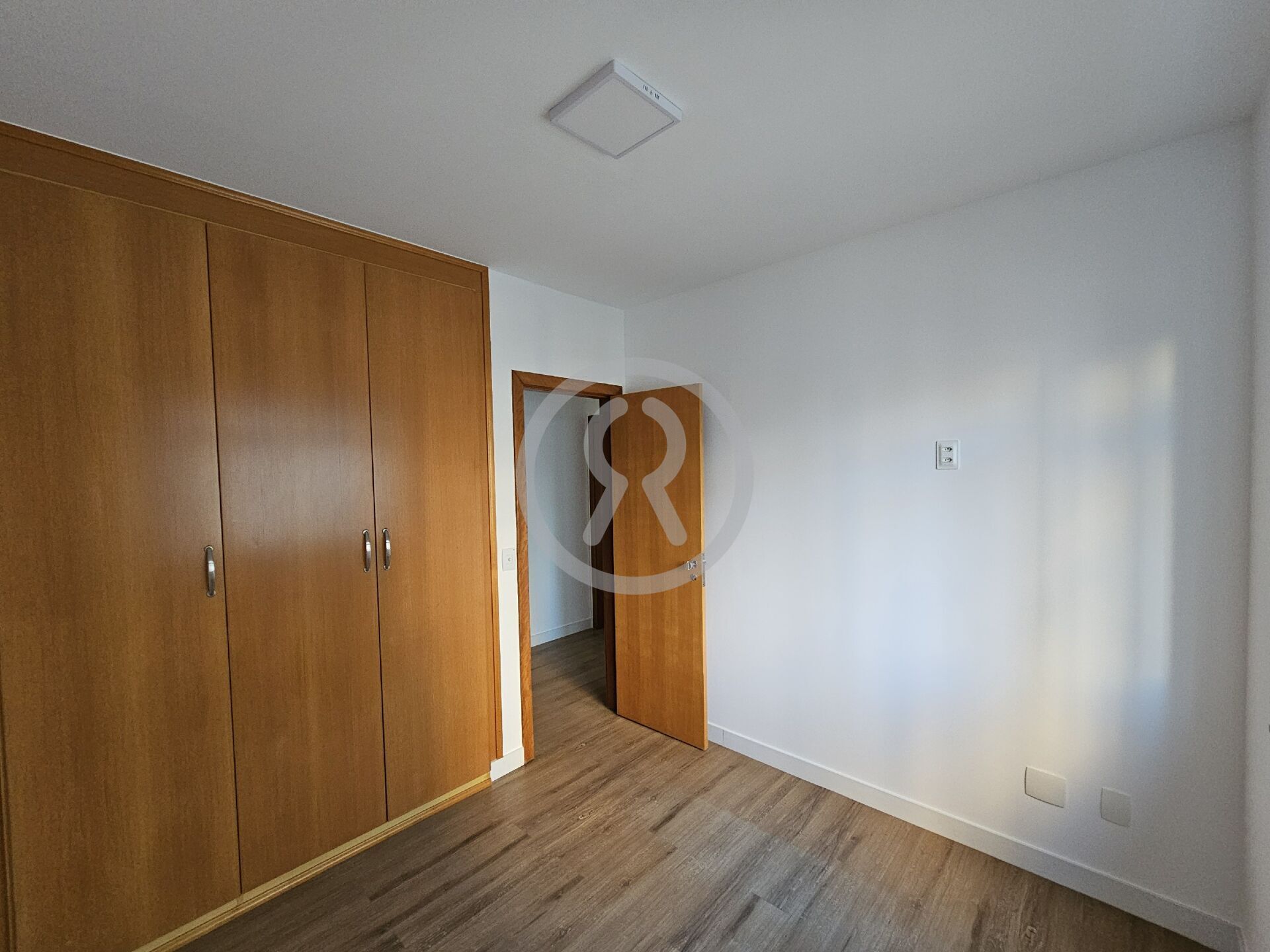 Apartamento à venda com 3 quartos, 107m² - Foto 24