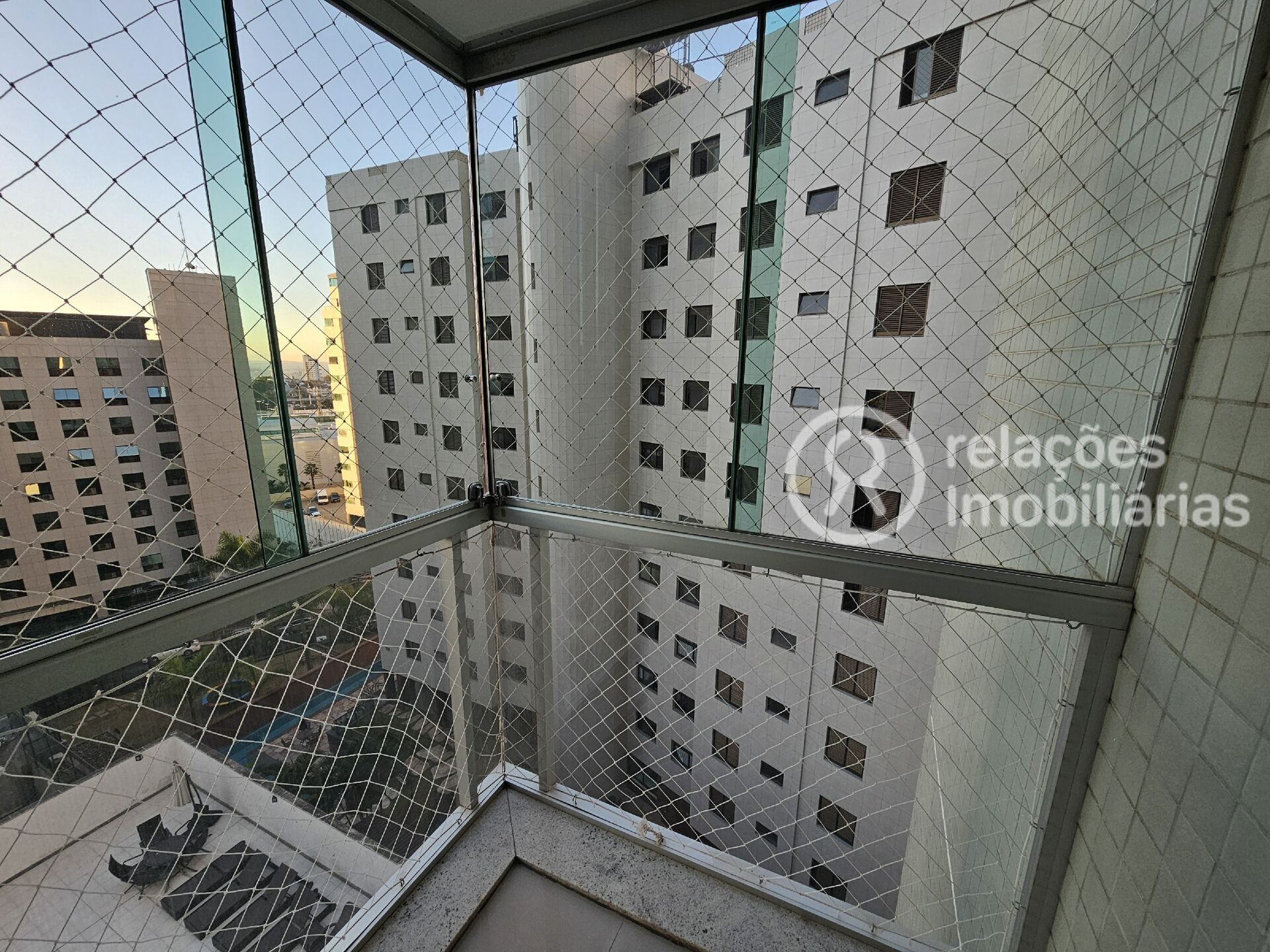 Apartamento à venda com 3 quartos, 107m² - Foto 31