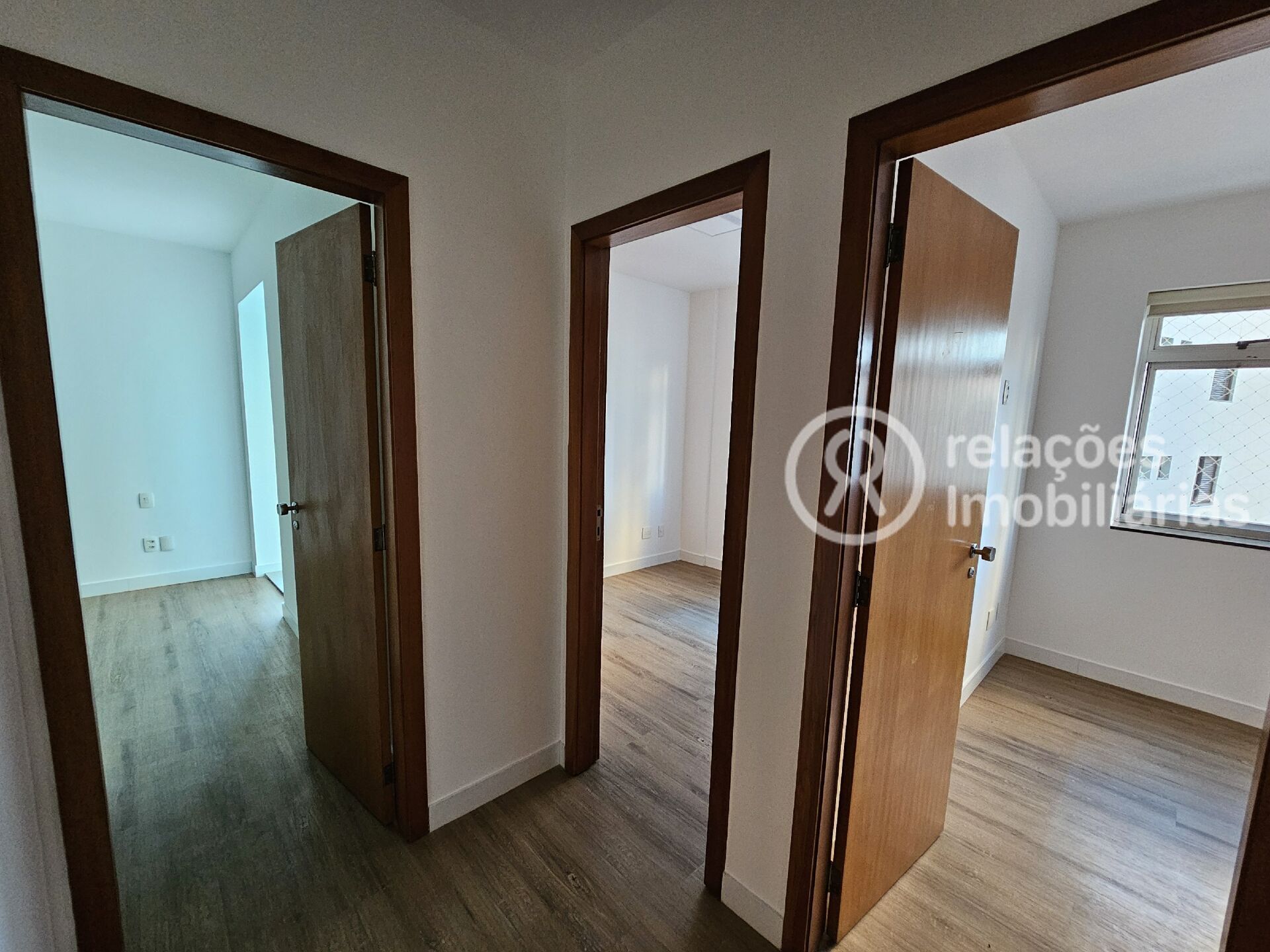 Apartamento à venda com 3 quartos, 107m² - Foto 22