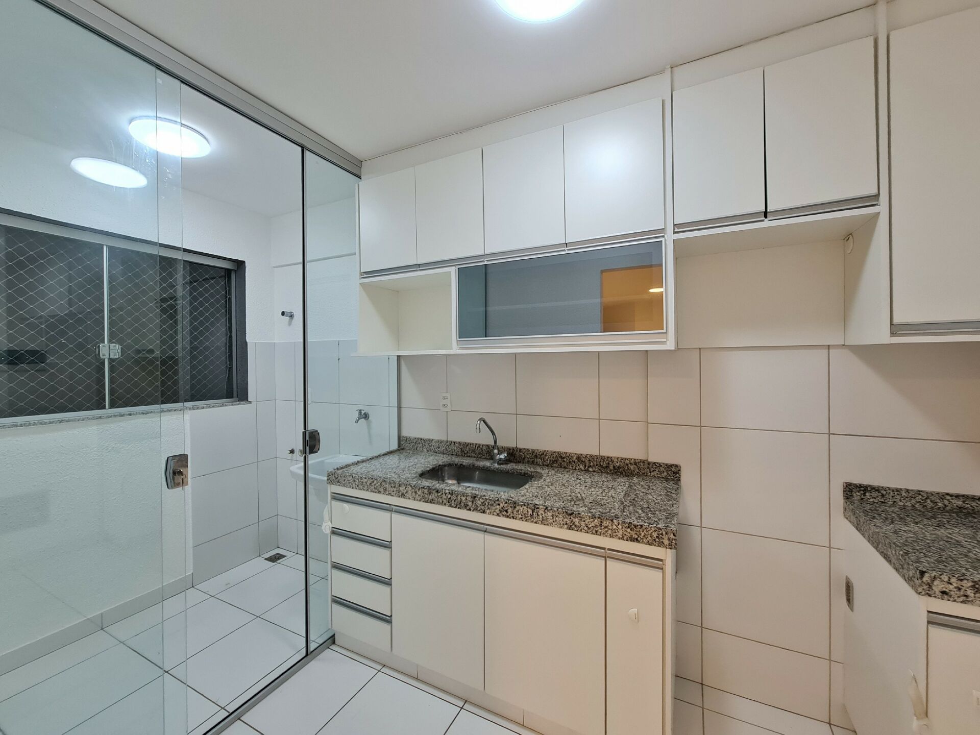 Apartamento para alugar com 2 quartos, 55m² - Foto 4