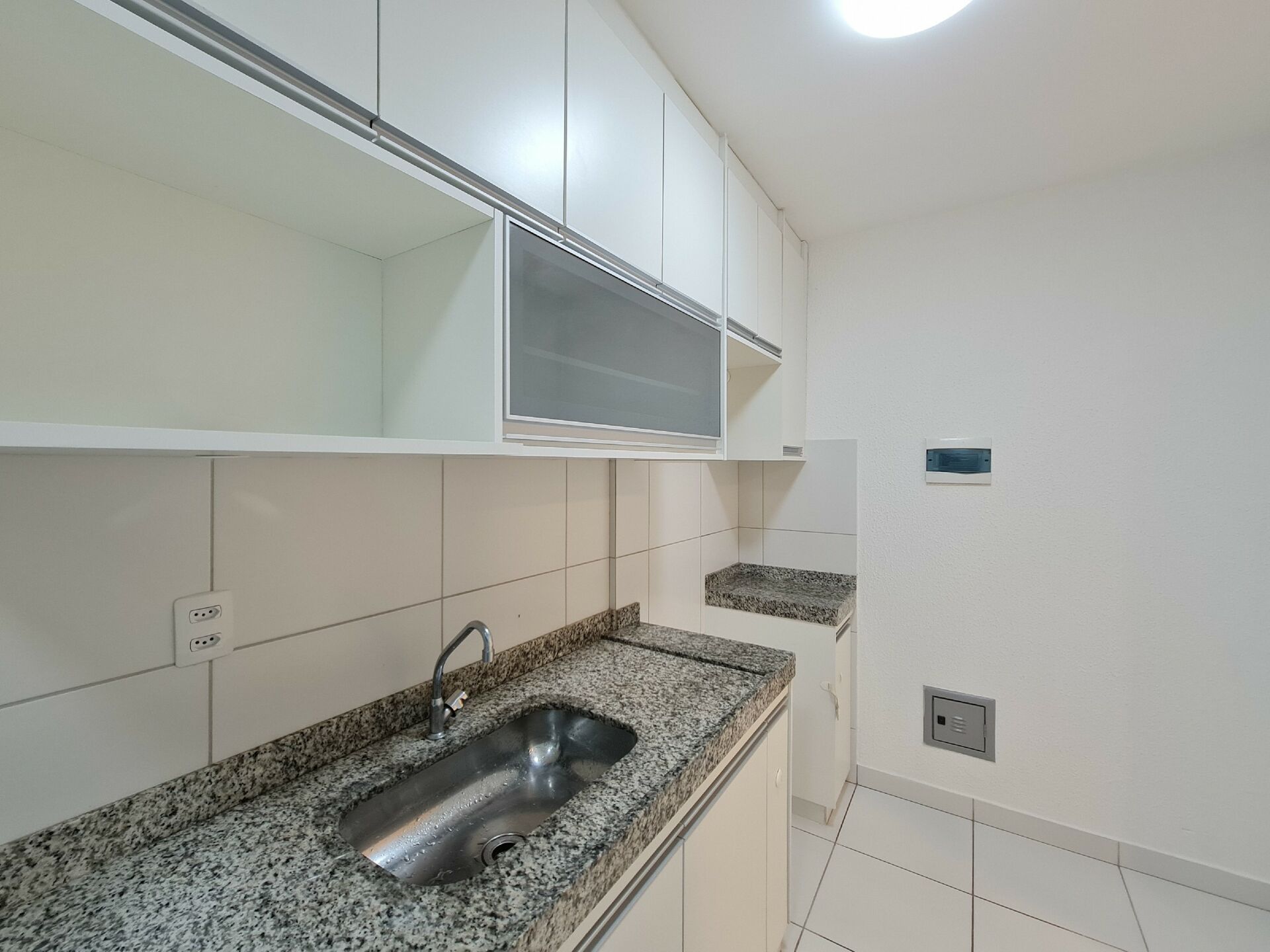 Apartamento para alugar com 2 quartos, 55m² - Foto 5