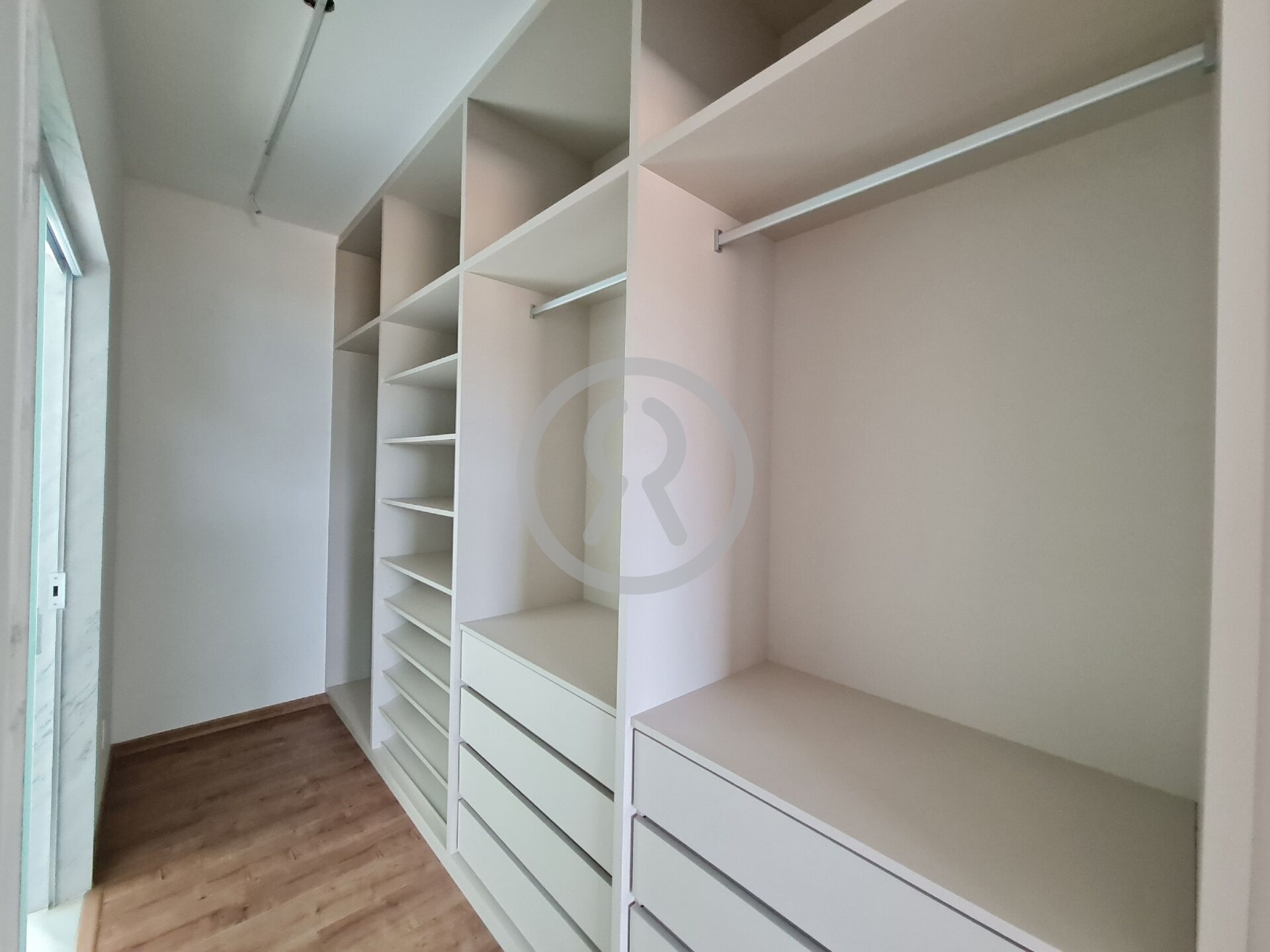 Apartamento à venda com 3 quartos, 127m² - Foto 32