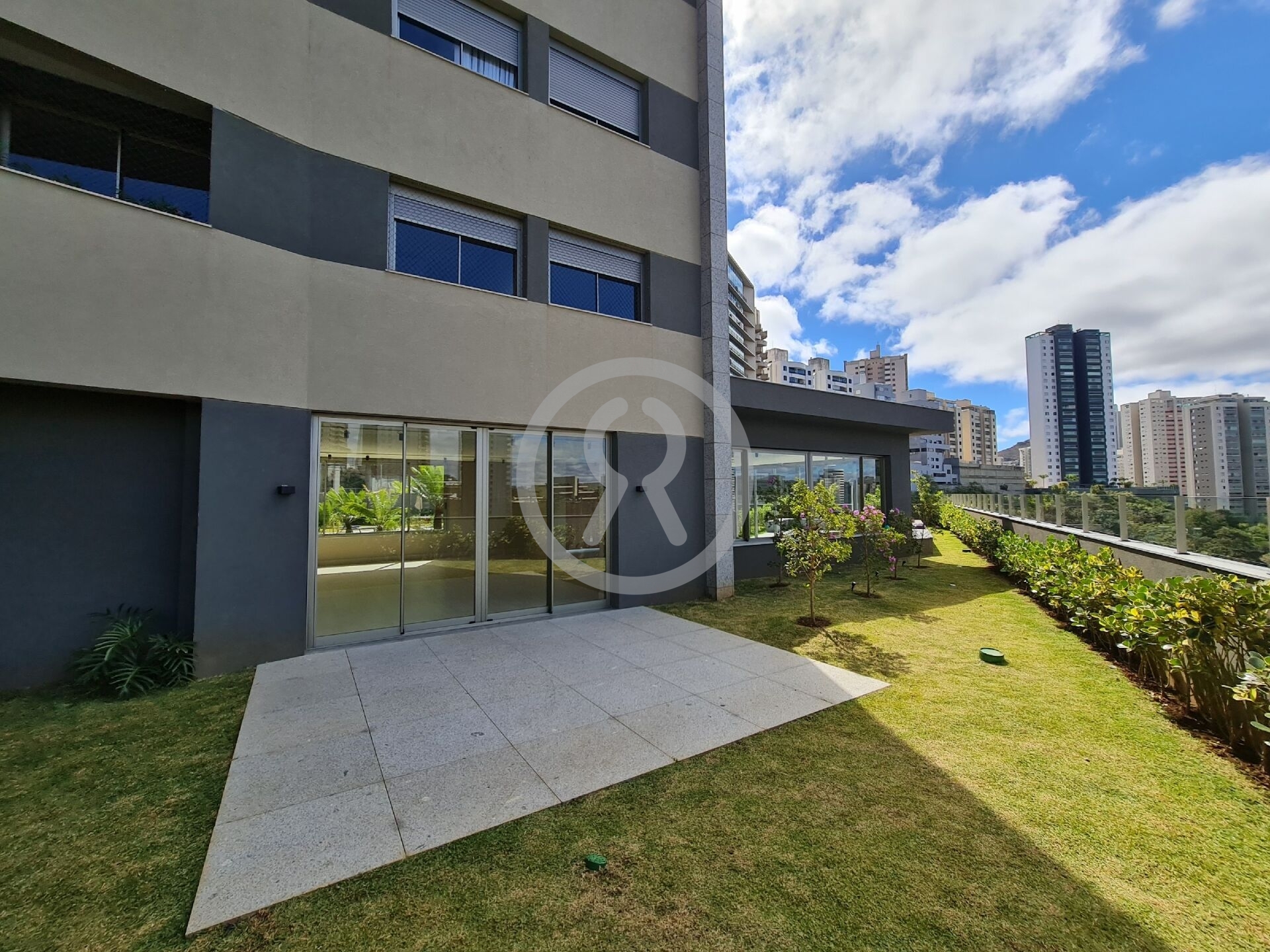 Apartamento à venda com 3 quartos, 127m² - Foto 43